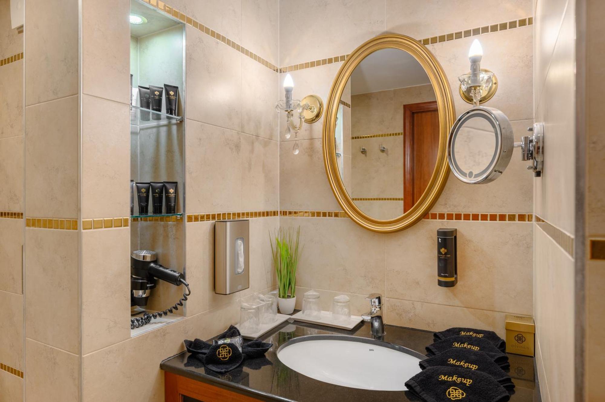 Superior Double/Twin Room