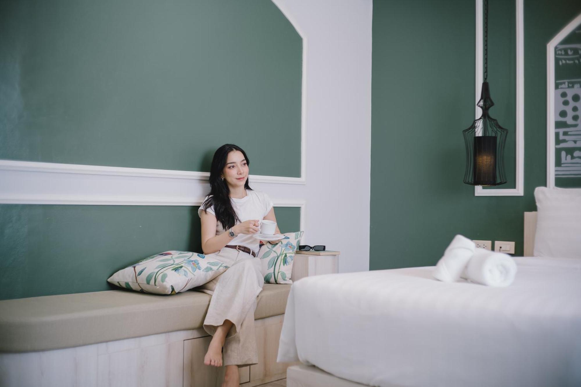 Large Double or Twin Room