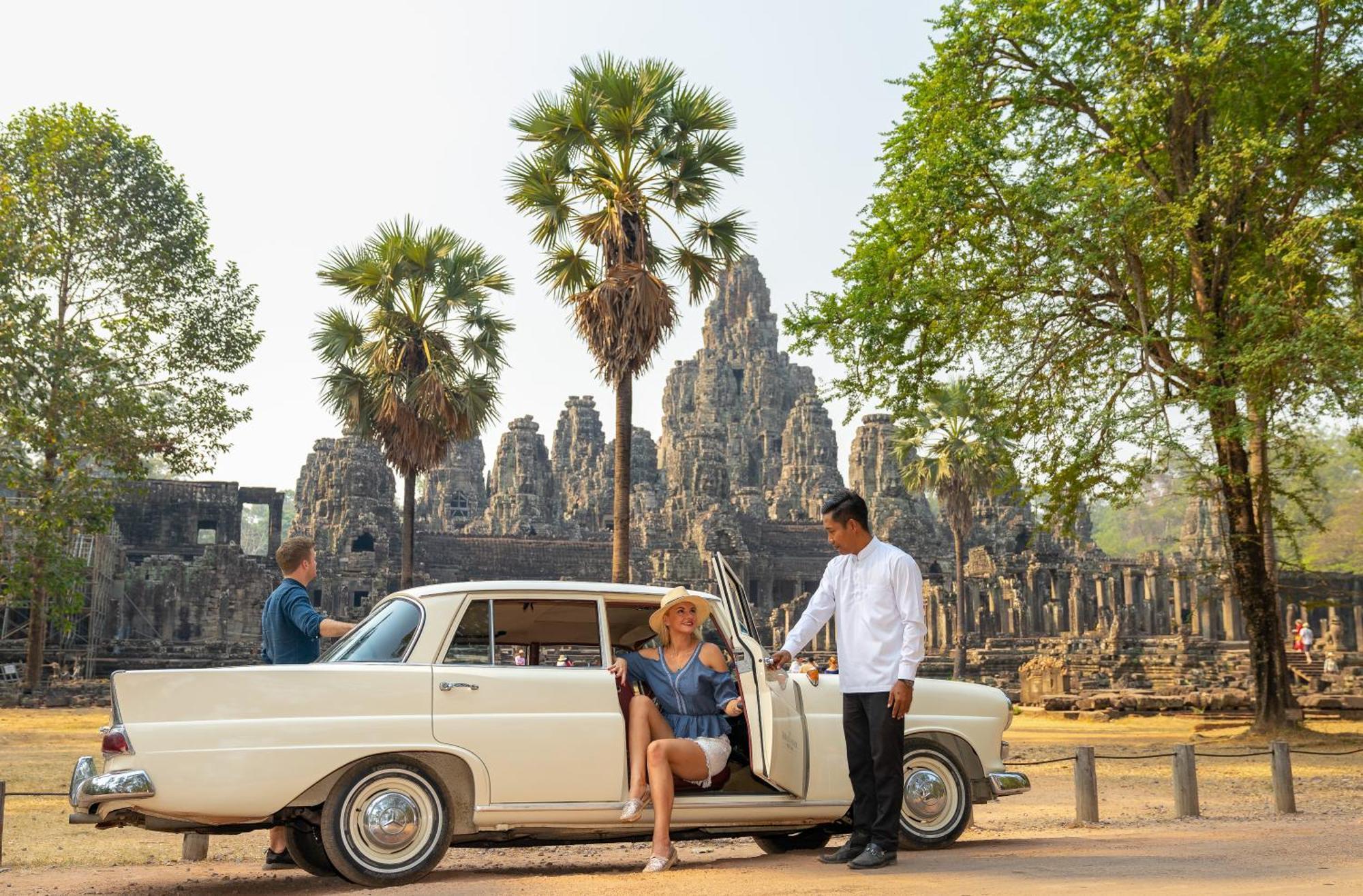 Suite with Pool View - ANGKOR WAT GATEWAY