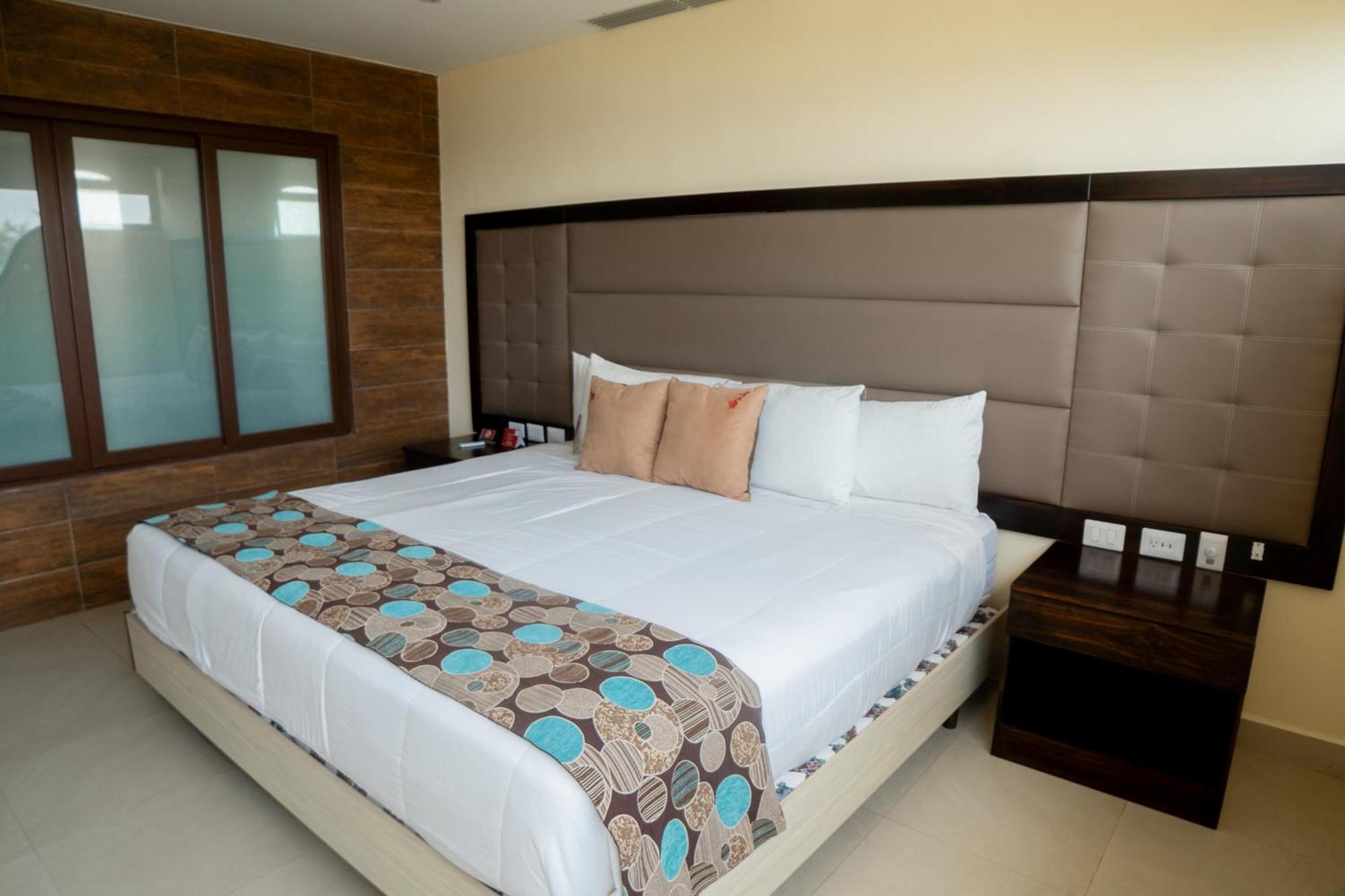 Superior King Suite