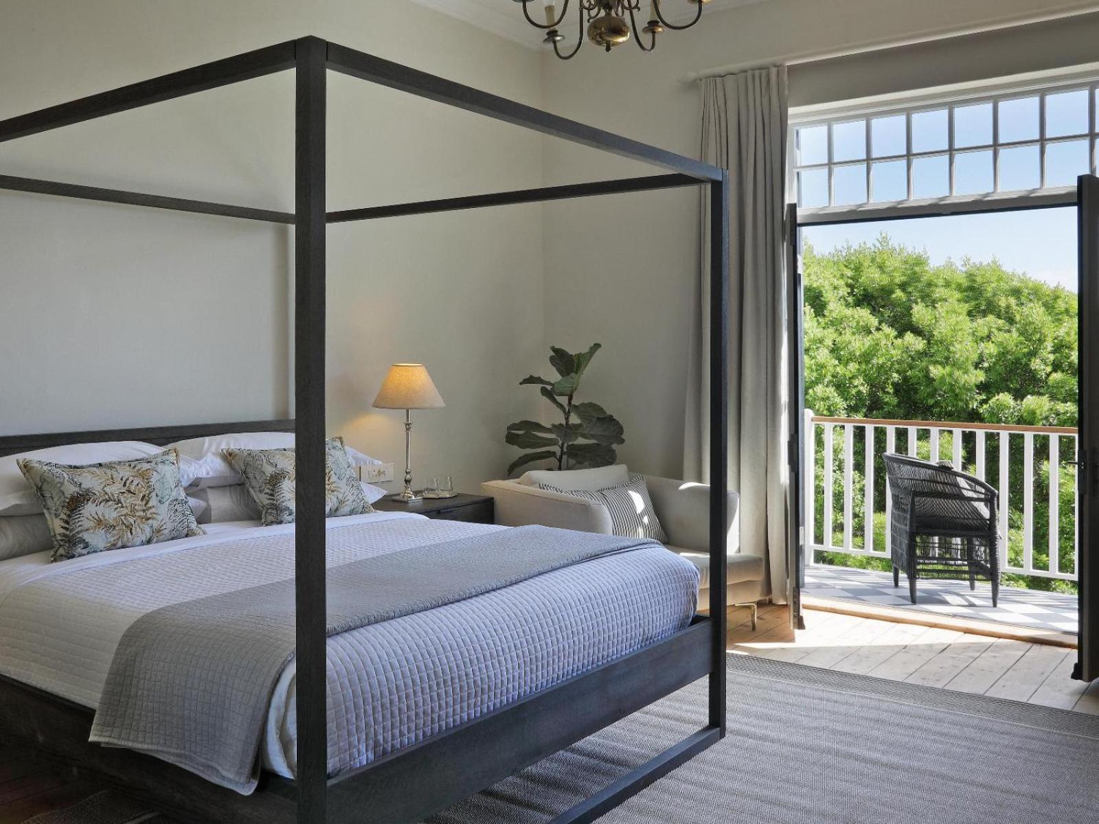 Deluxe Double Room with Balcony and Sea View