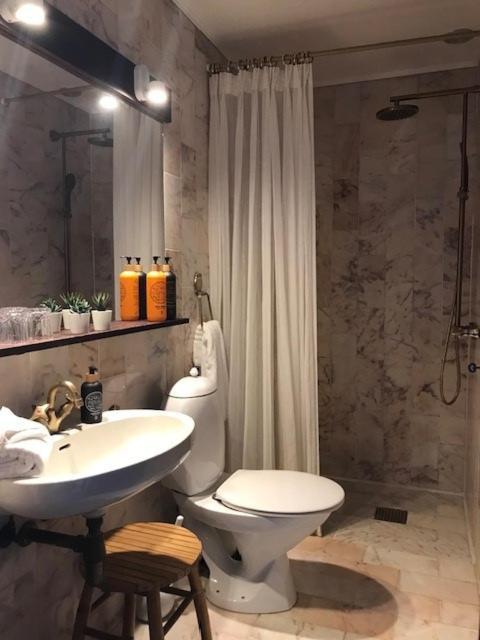Superior Double Room with Private Bathroom