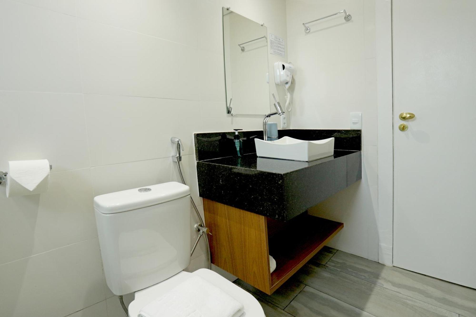 Deluxe Suite with Sea View