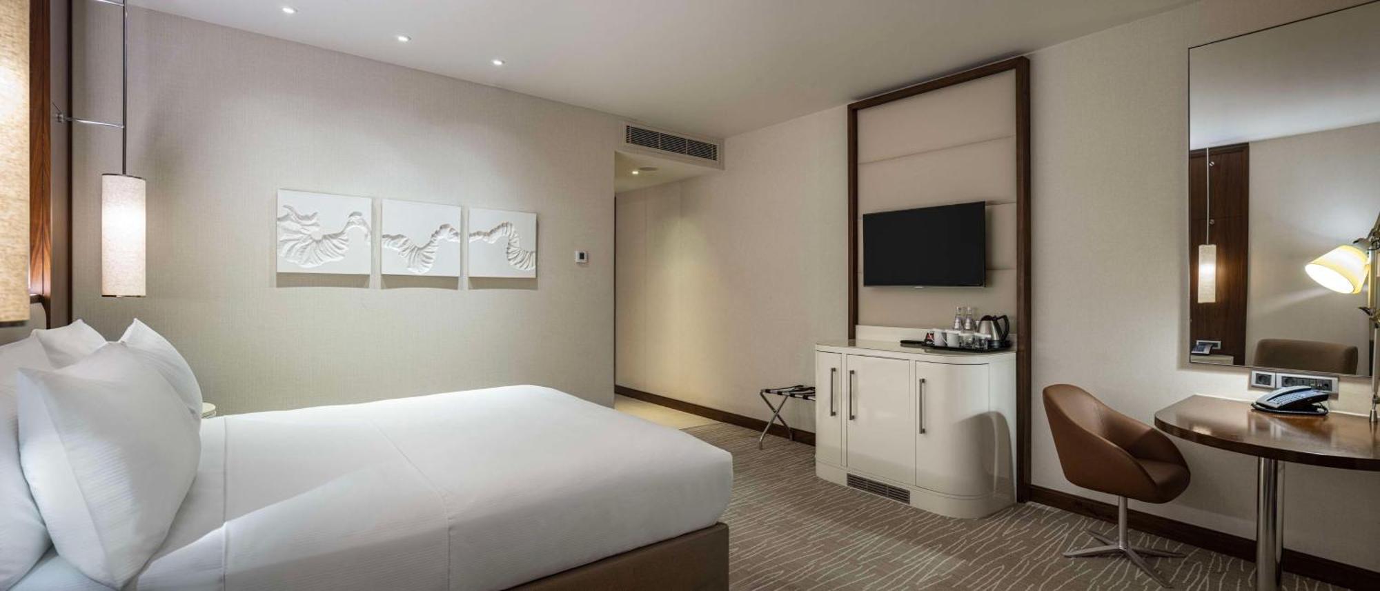 Twin Guest Room with Balcony