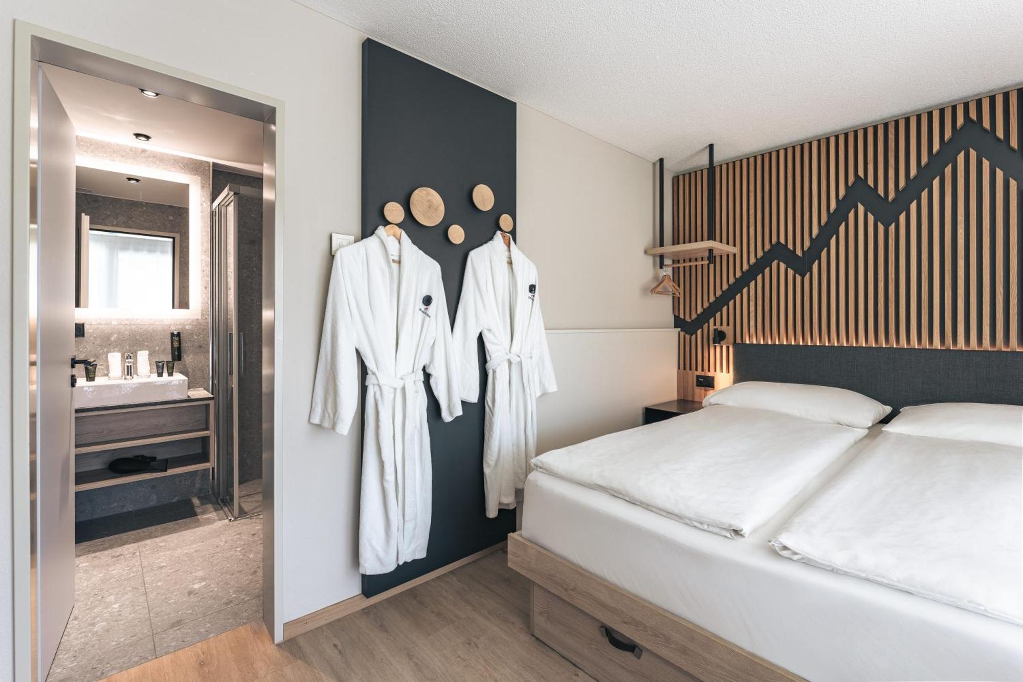 Budget Double Room with Terrace