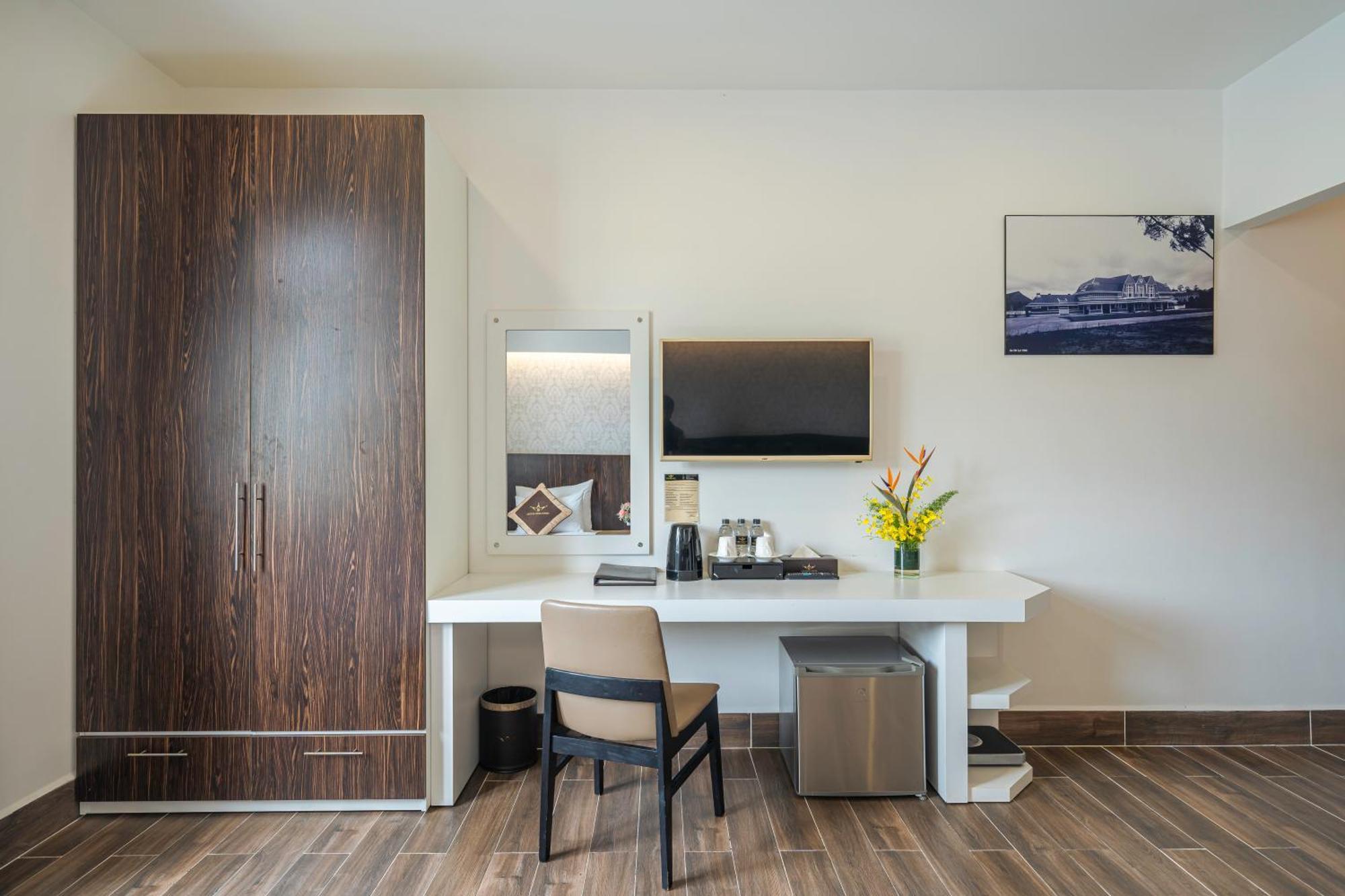 Triple Room with View
