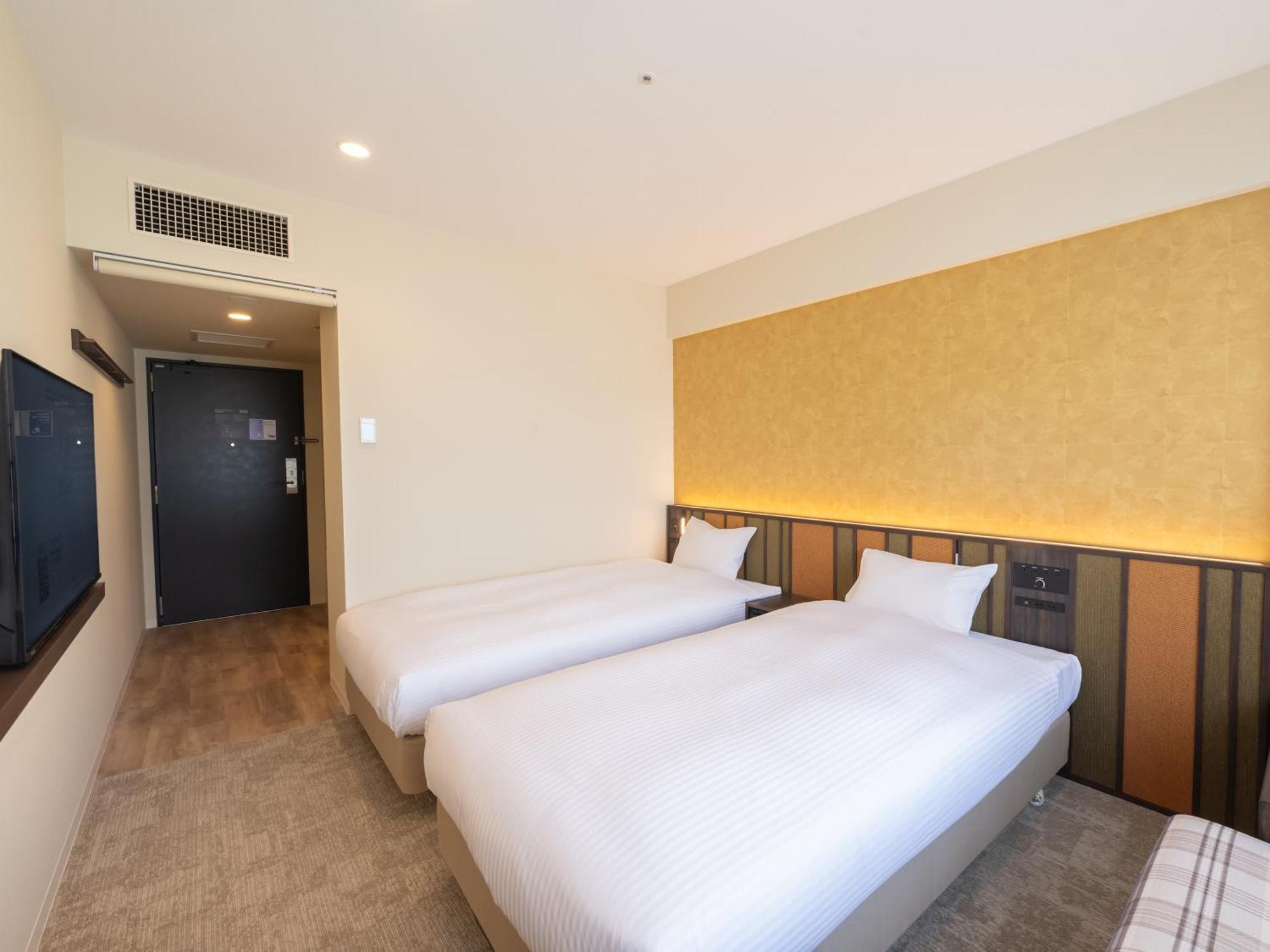 Superior Twin Room with Sofa Bed