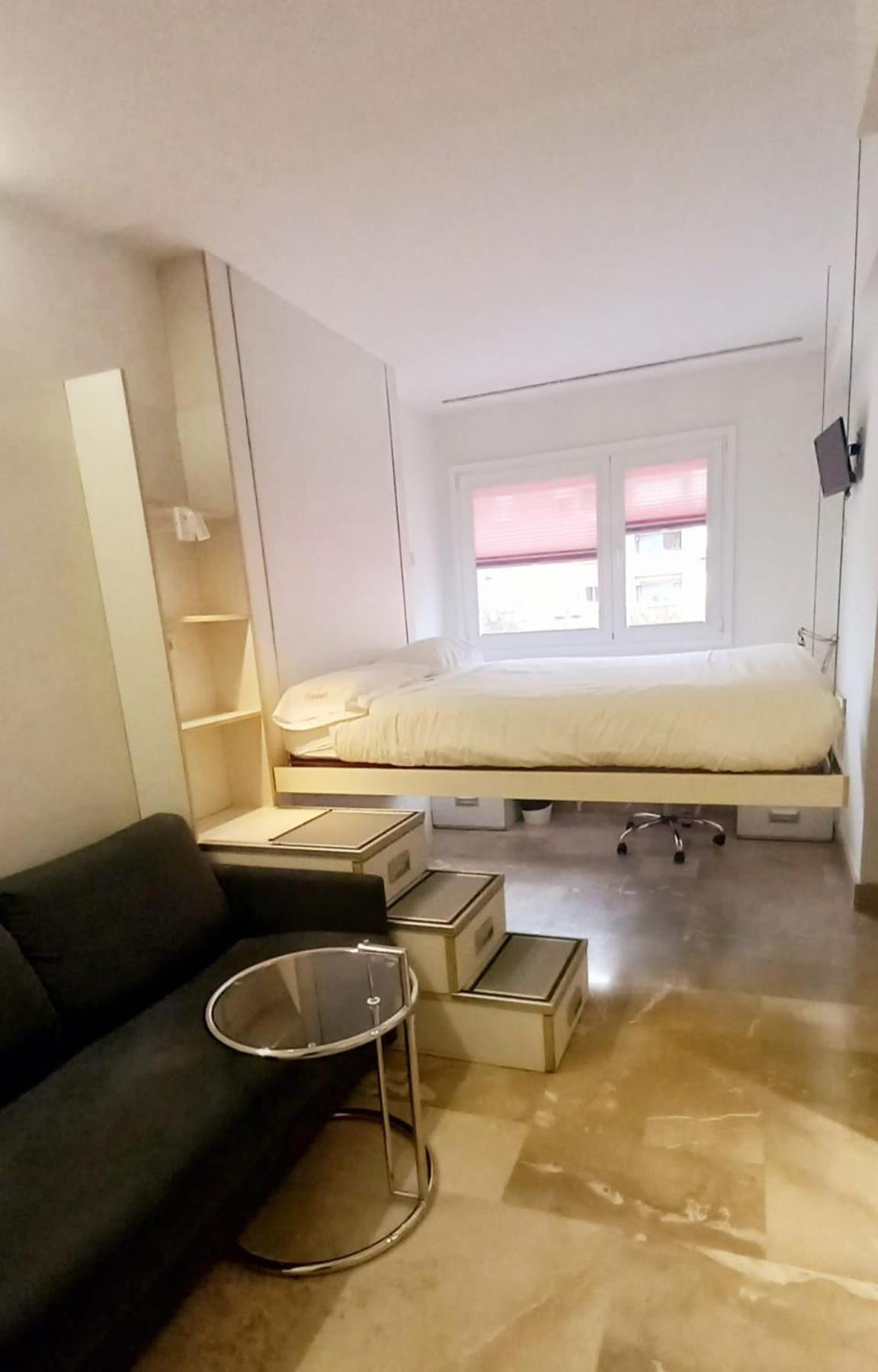 Suite with Garden View