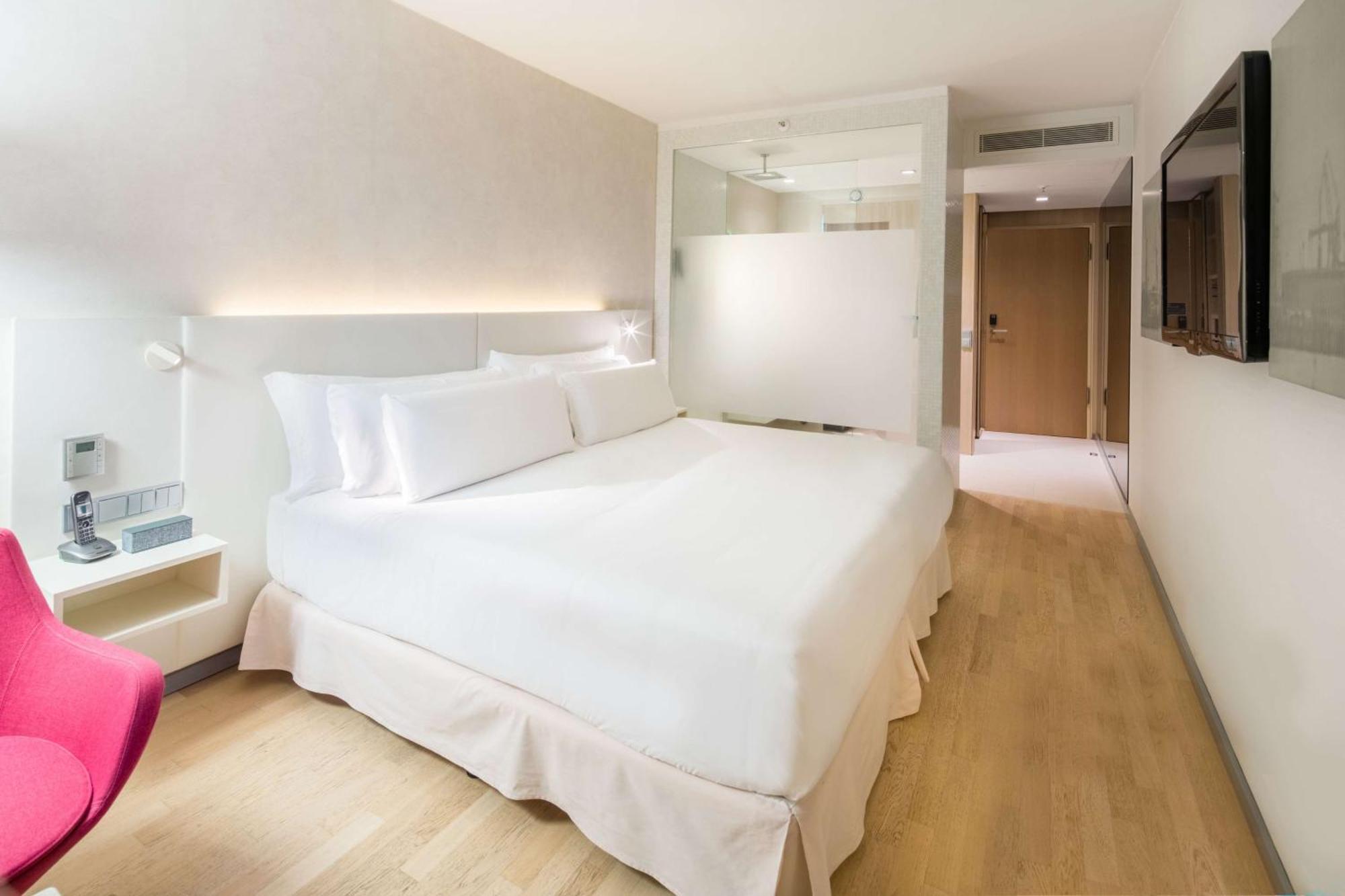 Deluxe Room City View