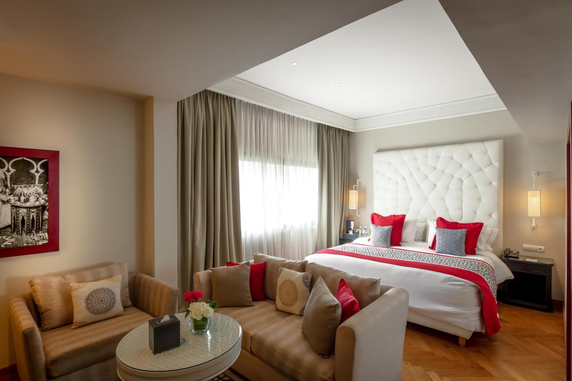 Junior Suite Garden view with one King Bed