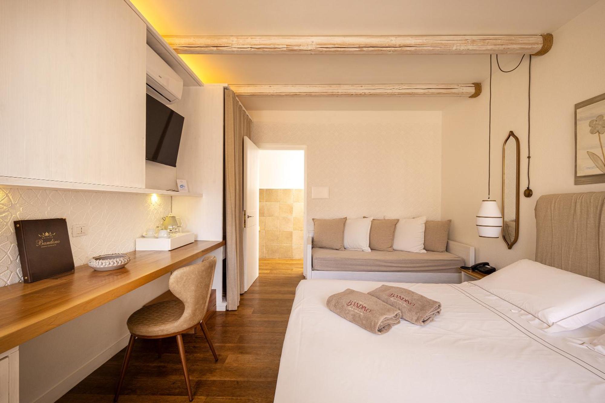 Large Double Room