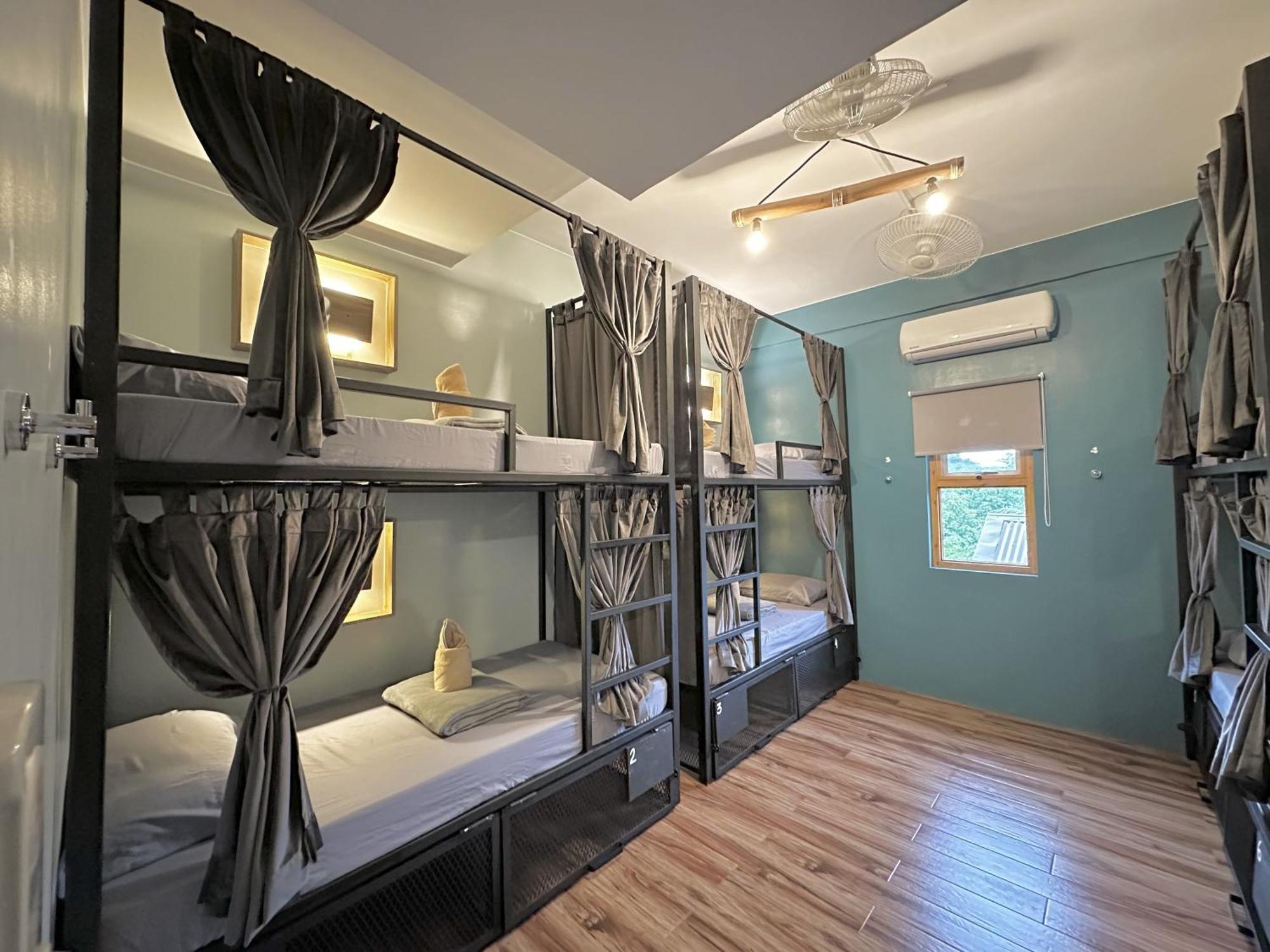 6-Bed Mixed Dormitory Room