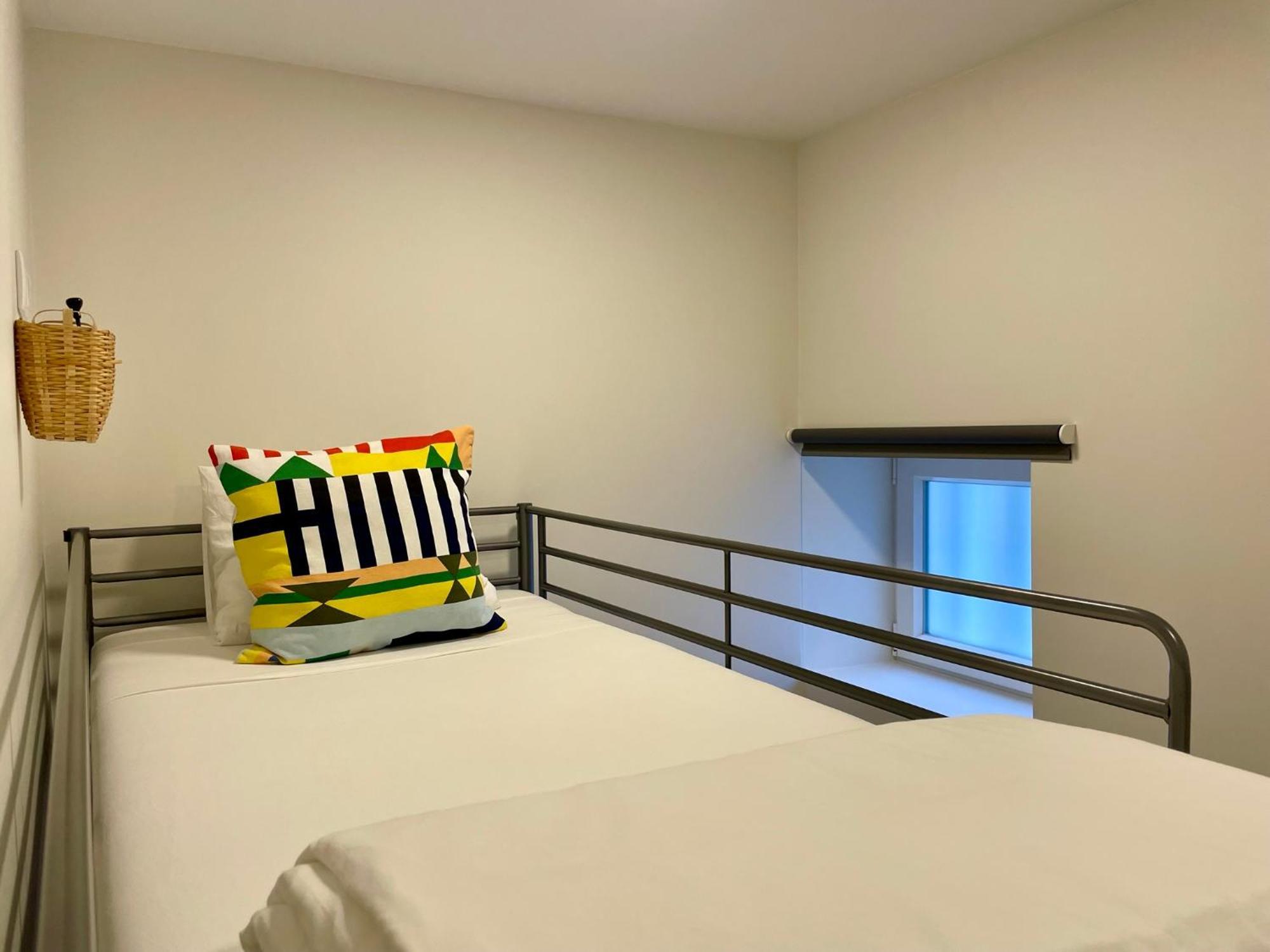 Bunk Bed in Mixed Dormitory Room