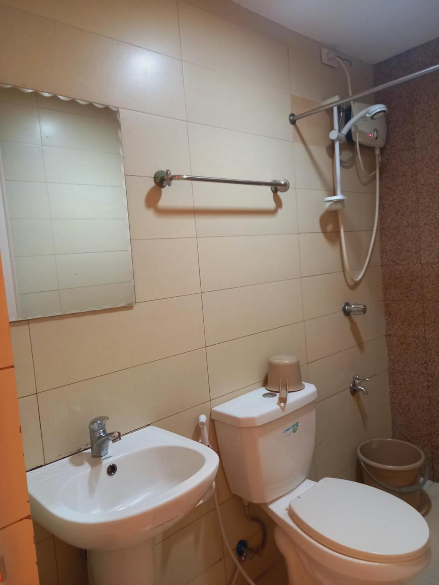 Quadruple Room with Private Bathroom