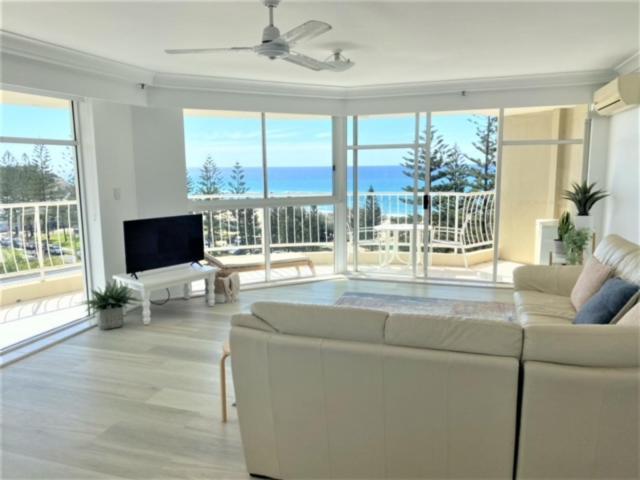 Apartment With Shared Bathroom