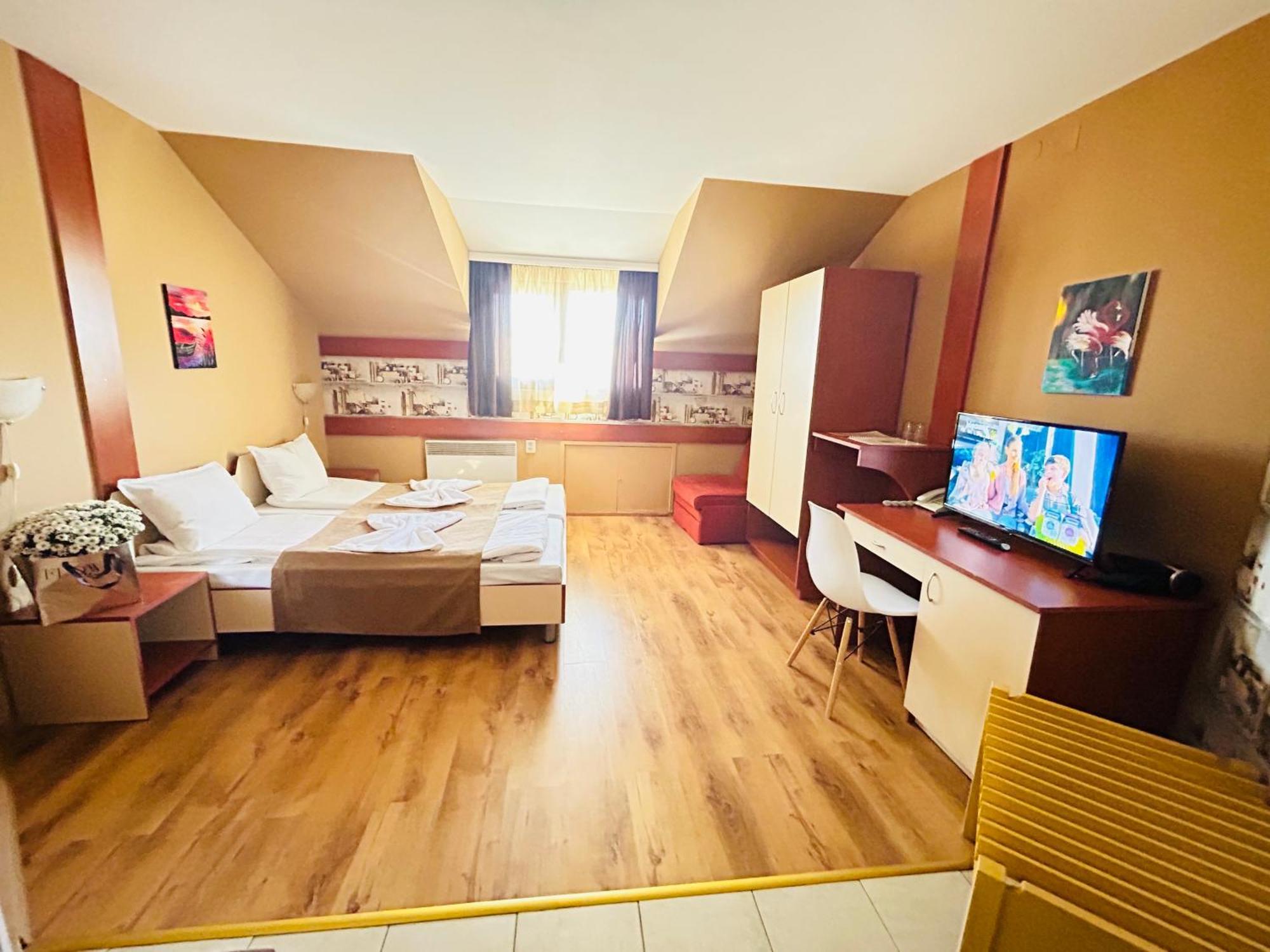 Economy Twin Room - Mansard
