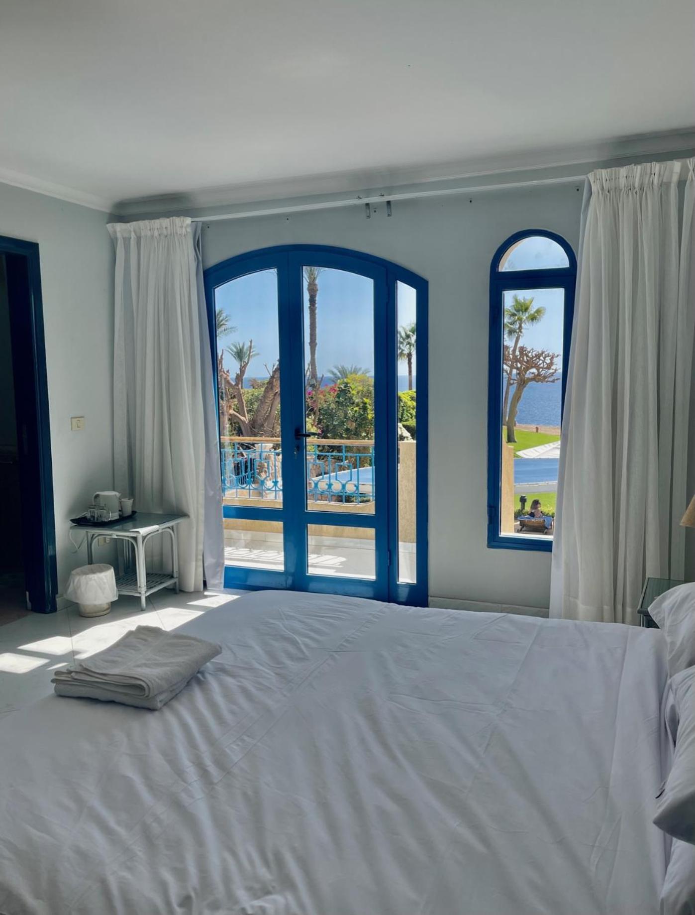 Deluxe Double Room with Balcony and Sea View