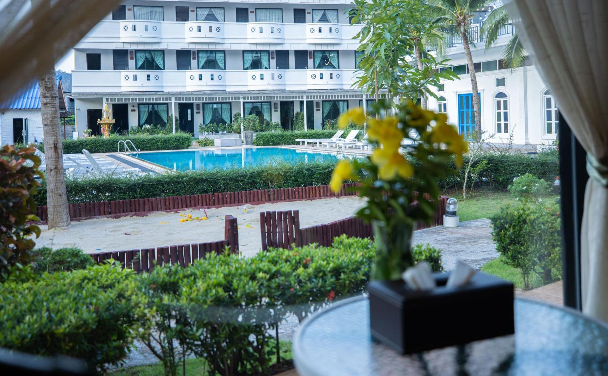 Double Room with Patio