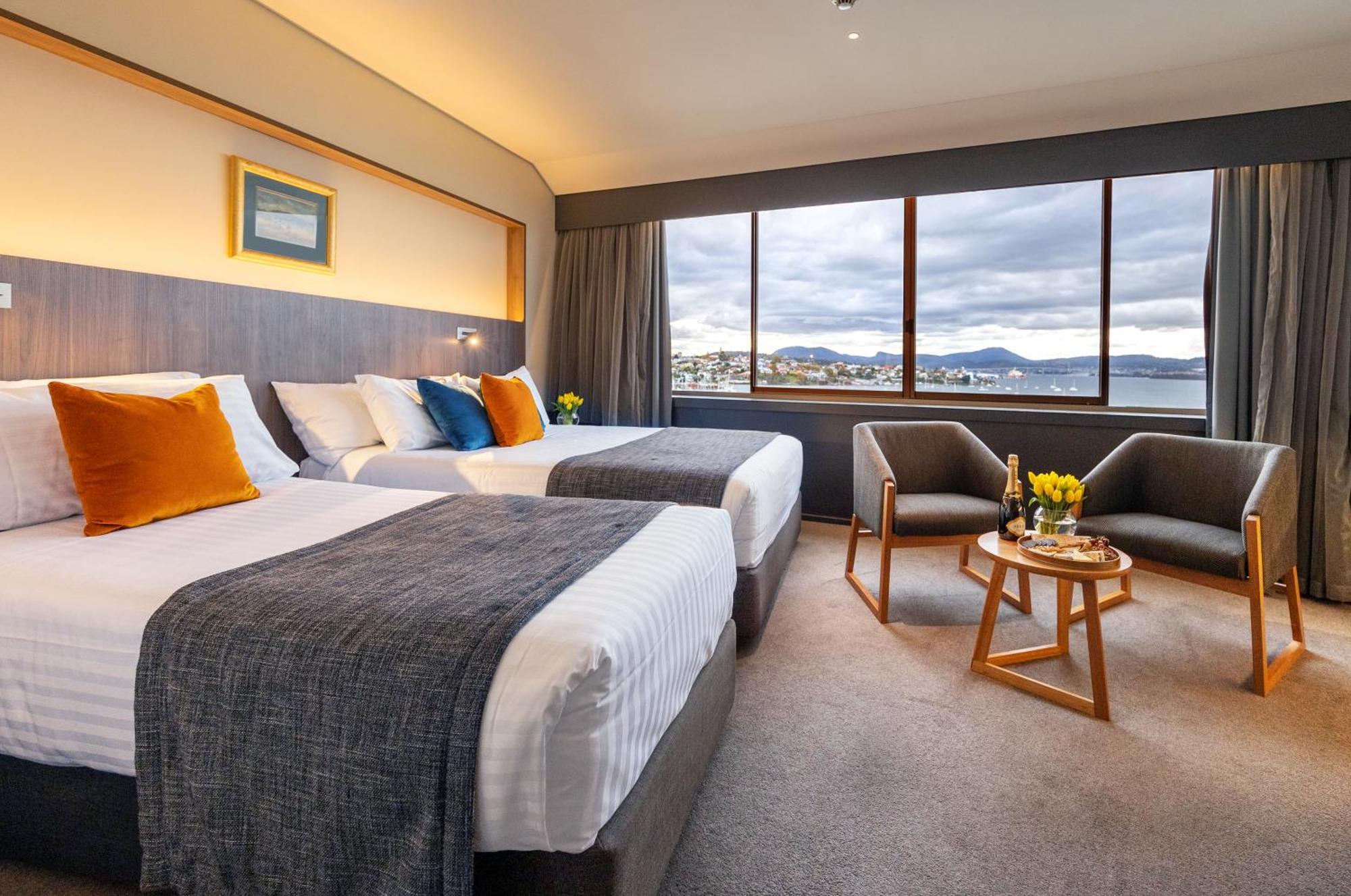 Deluxe Double or Twin Room with Harbor View
