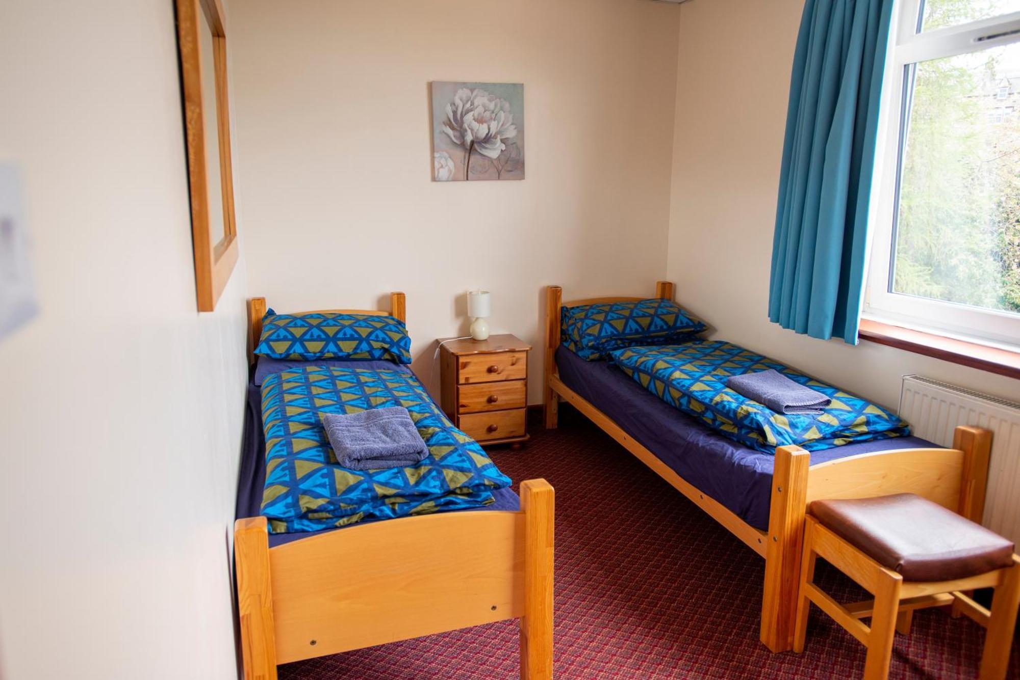 Twin Room with Bathroom