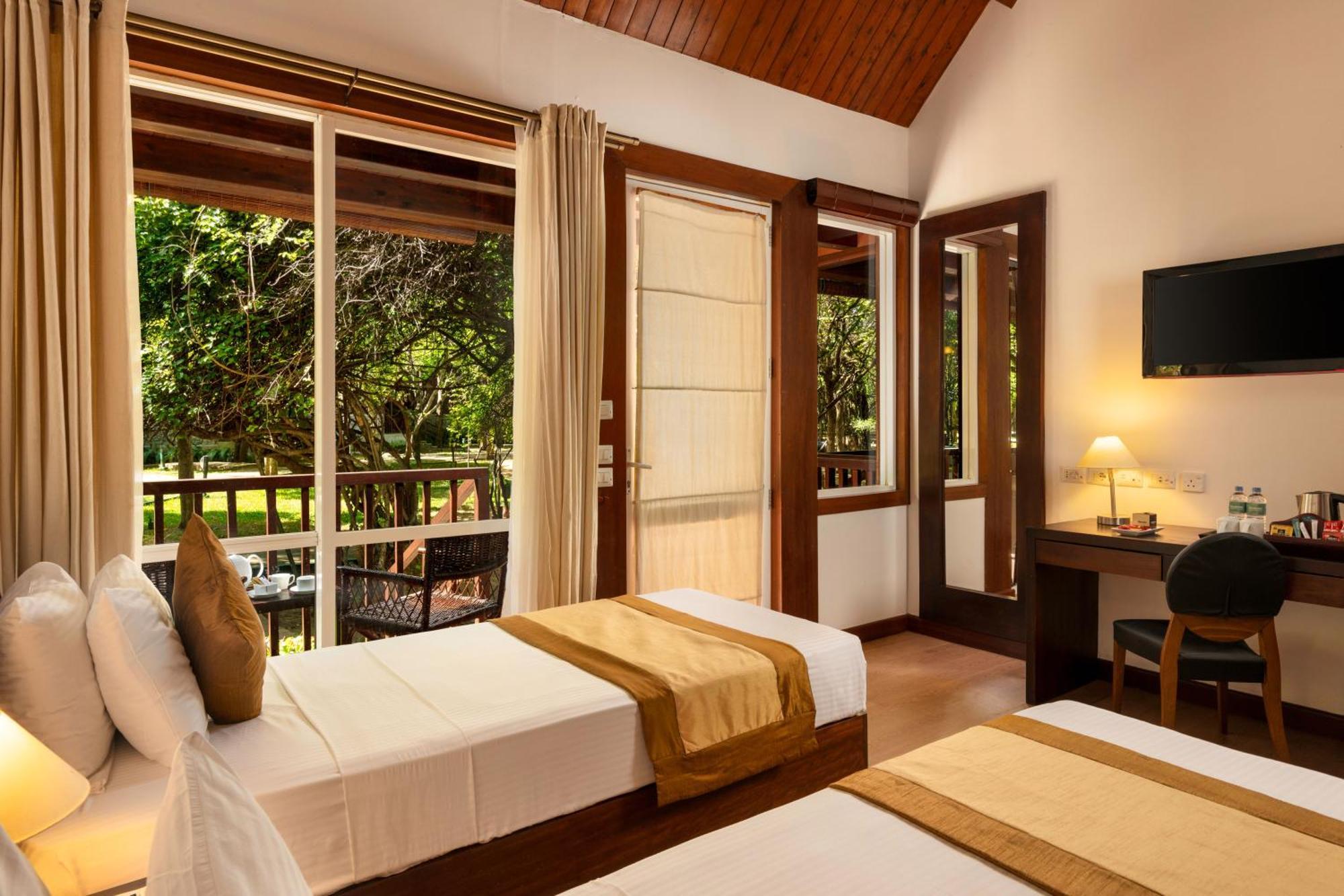 Deluxe Room with a Complimentary 15-minute Ayurveda Spa treatment per reservation