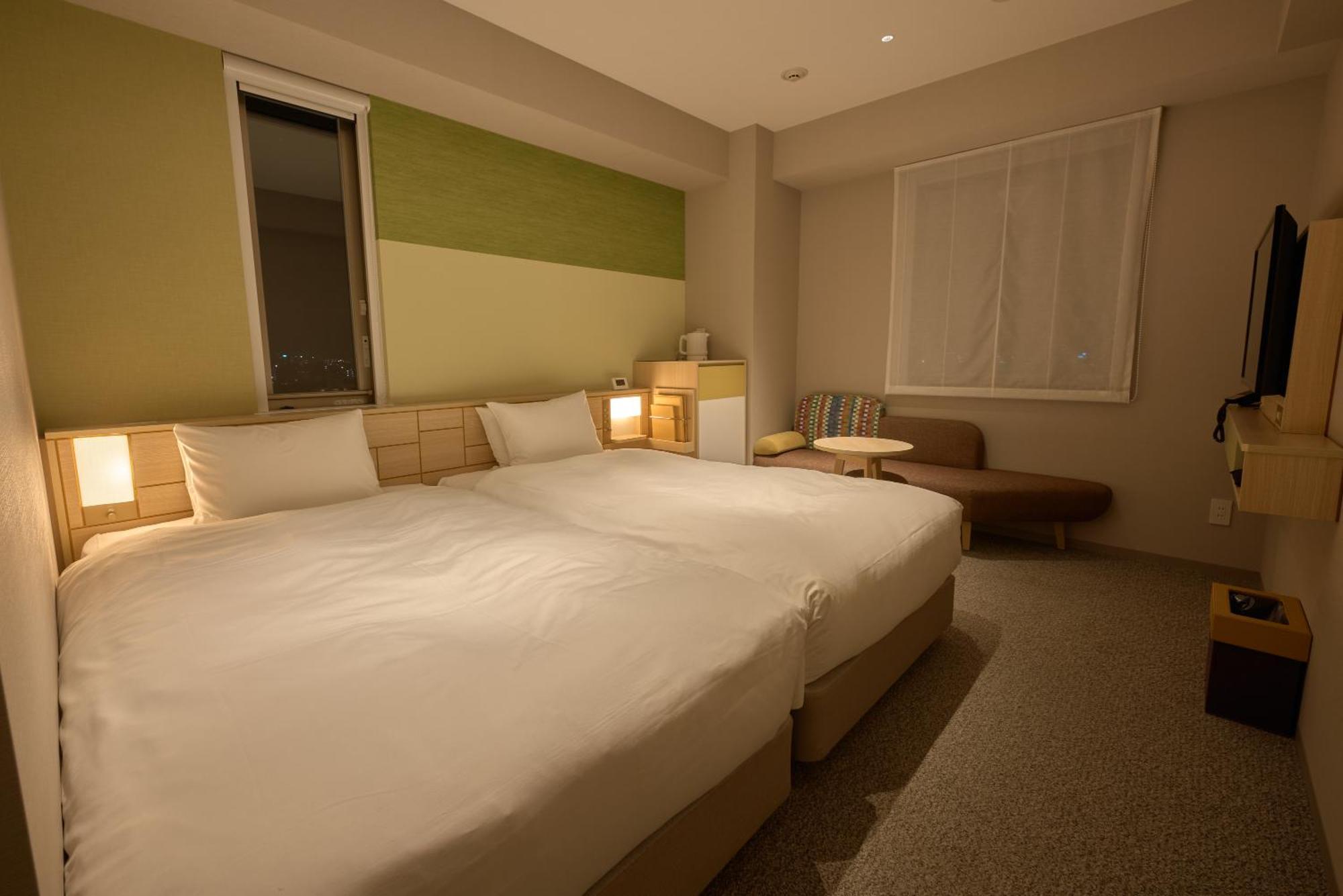 Hollywood Twin Room - Non-Smoking（Free Lounge Access）