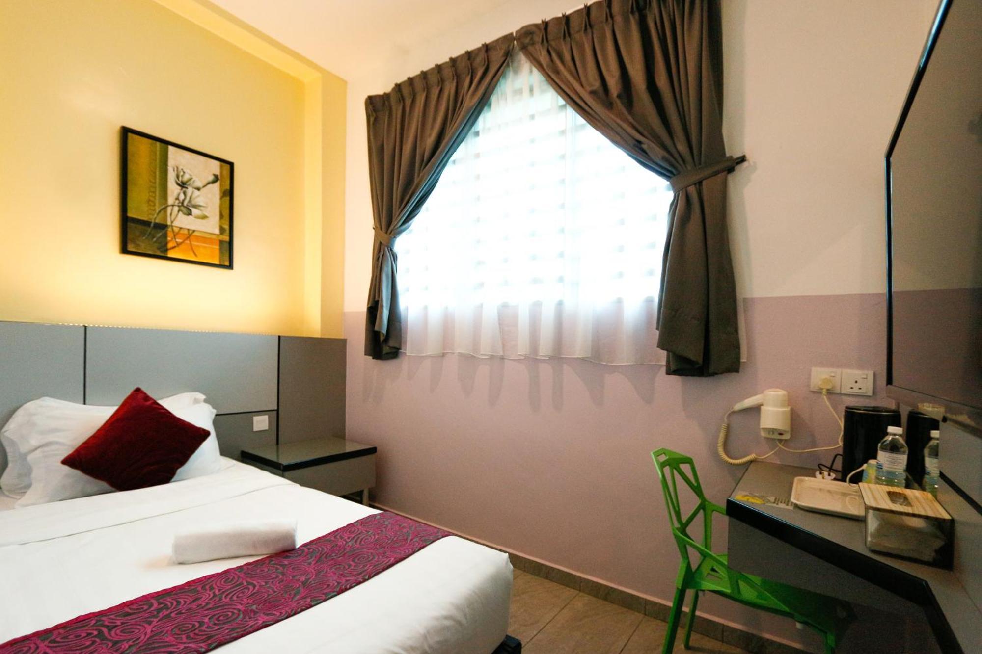 Deluxe Single Room