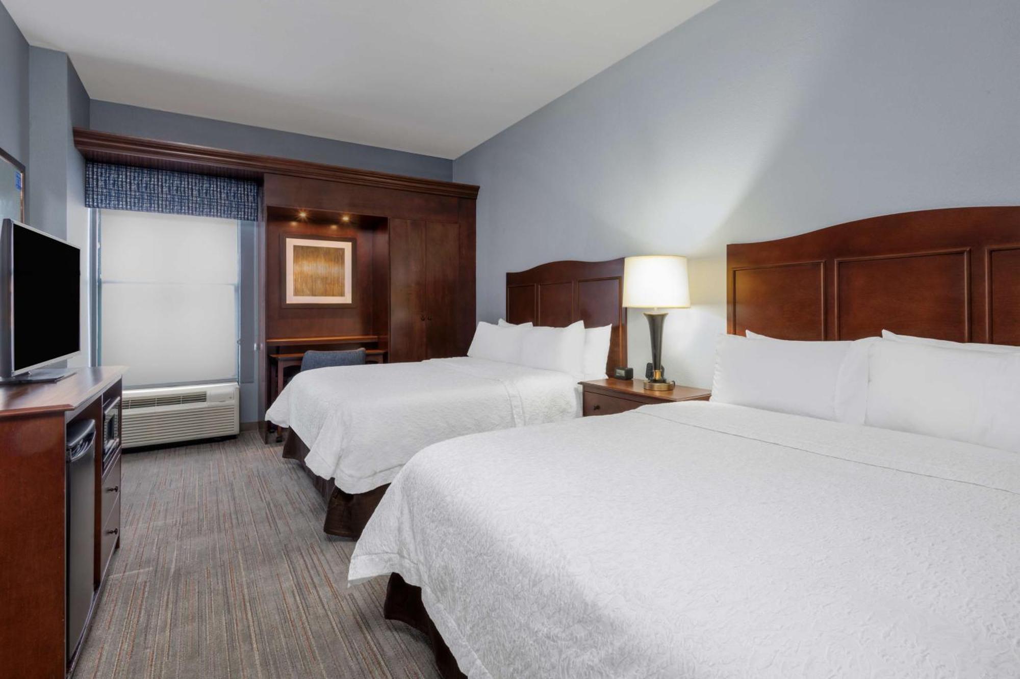 Room with Two Queen Beds - Non-Smoking