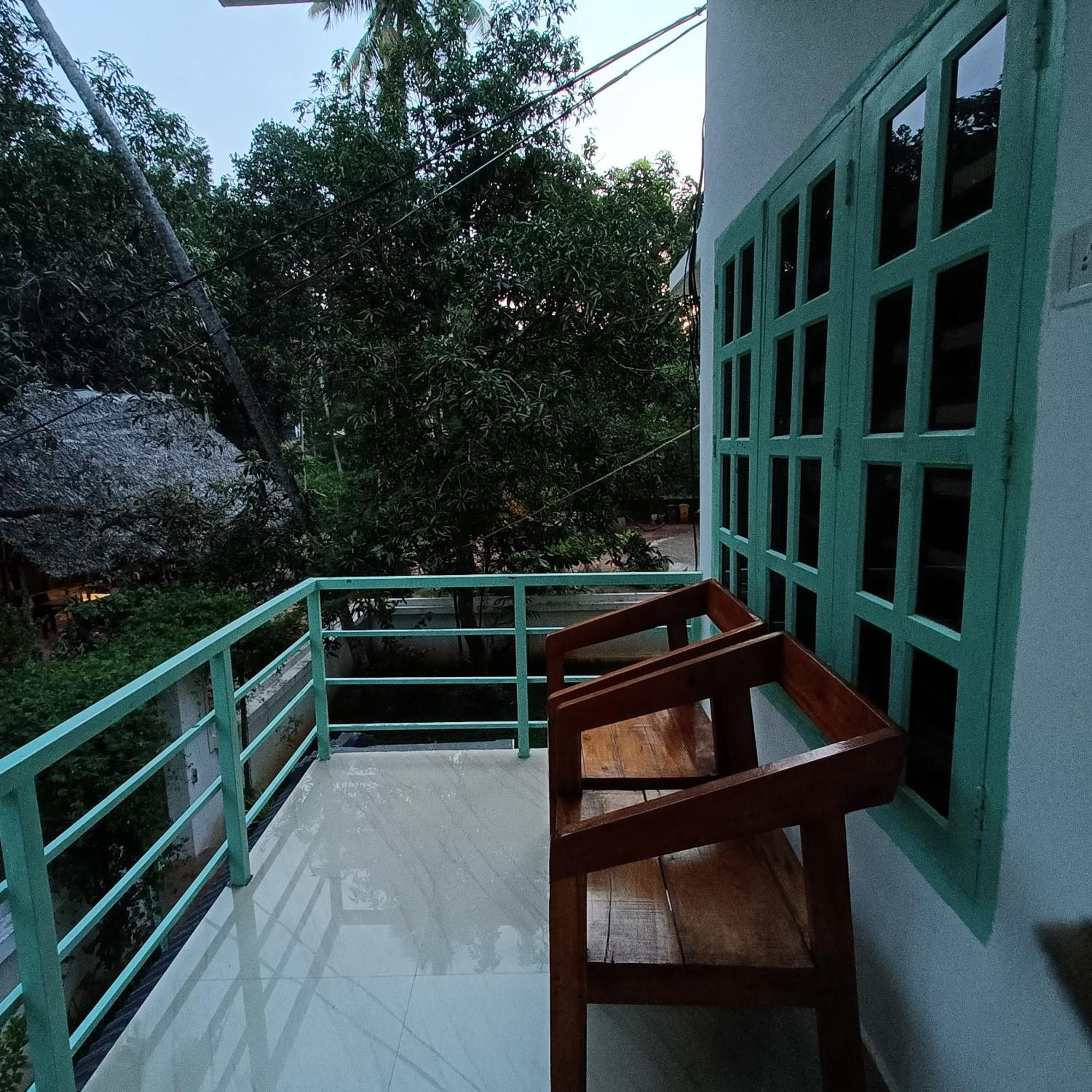 Twin Room with Balcony