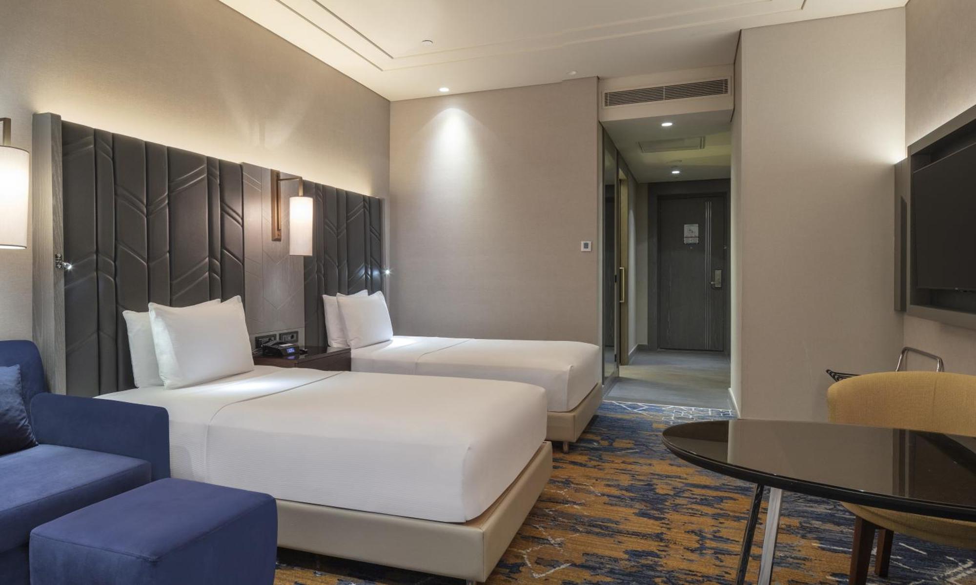 Deluxe Twin Room with Sea View