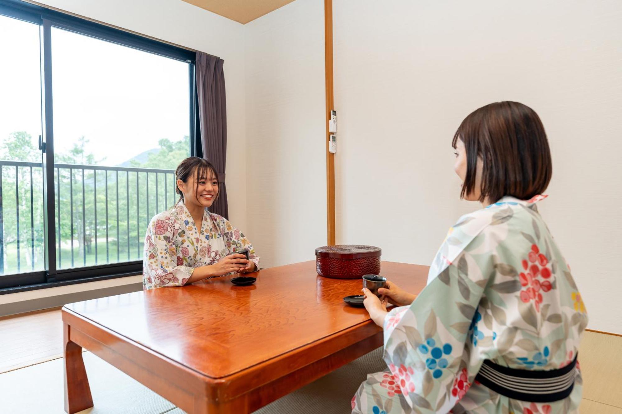 Japanese-Style Room 10 tatami mats with private bathroom