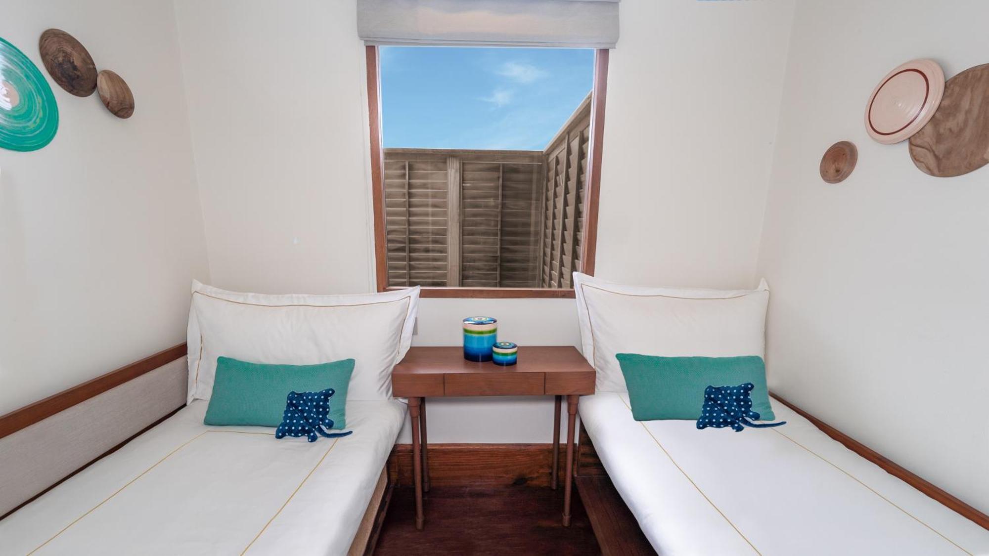 One Bedroom Family Over Water Pool Villa