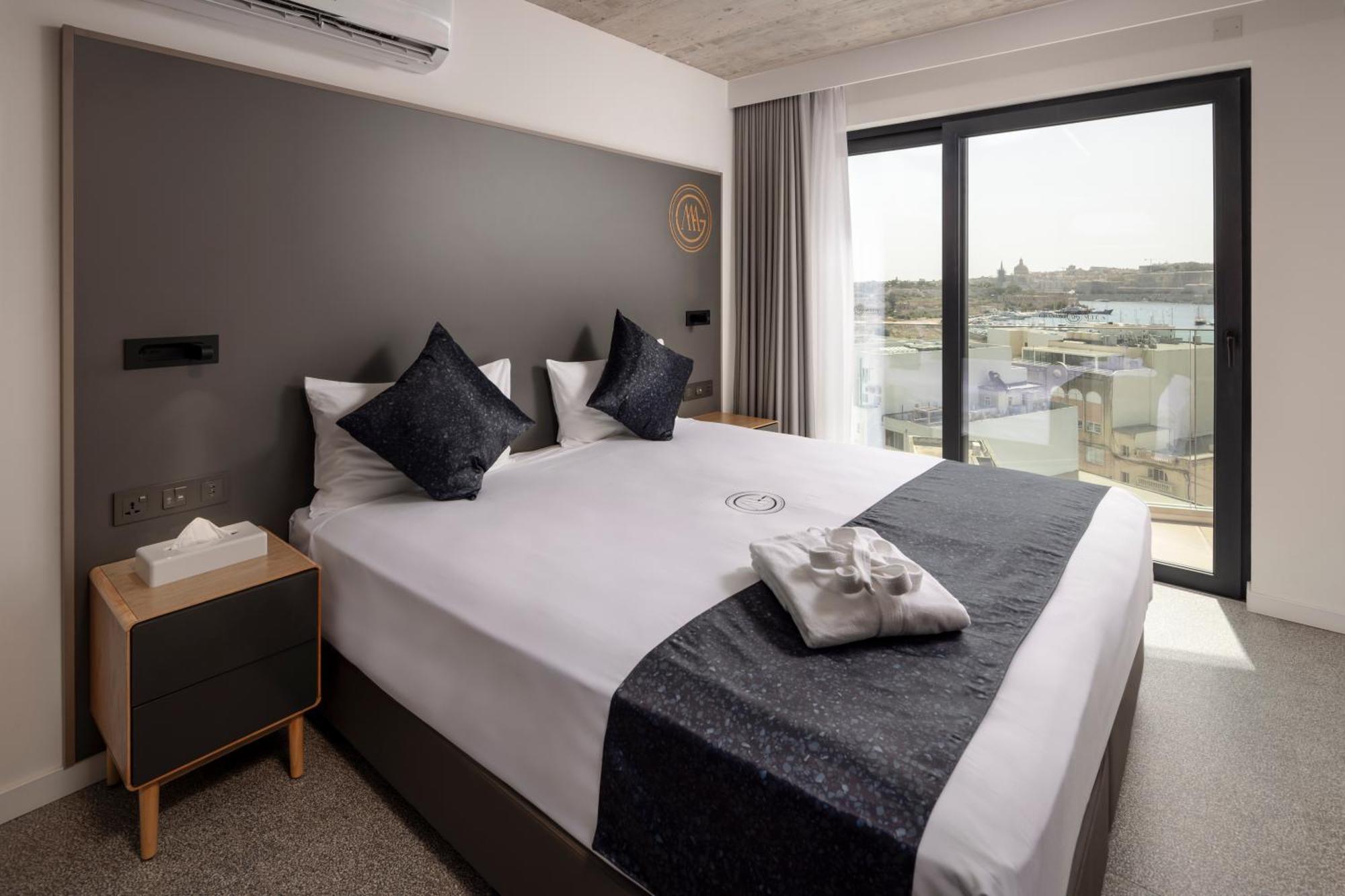Family Suite with Harbor View