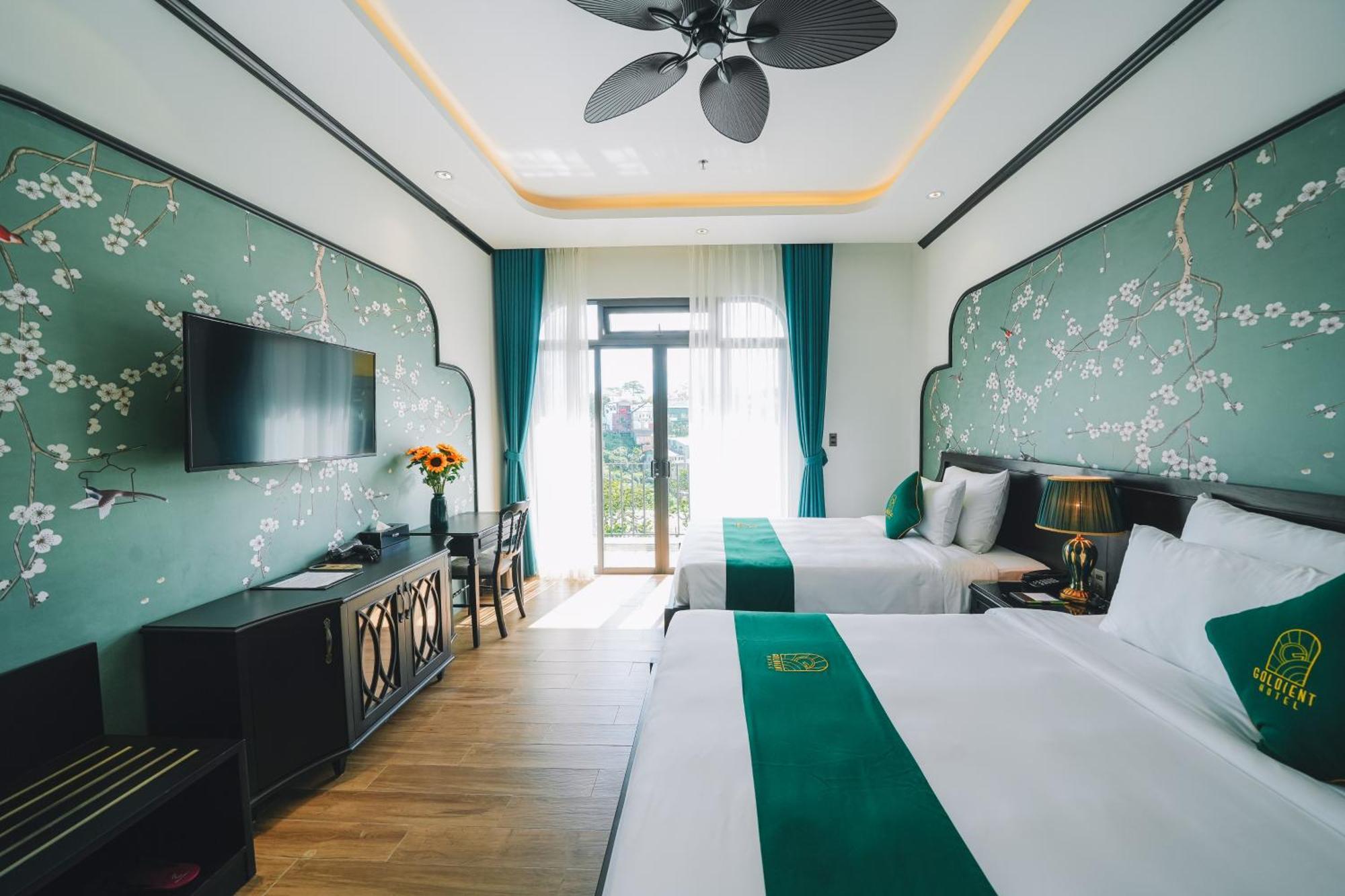 Triple Room with Balcony