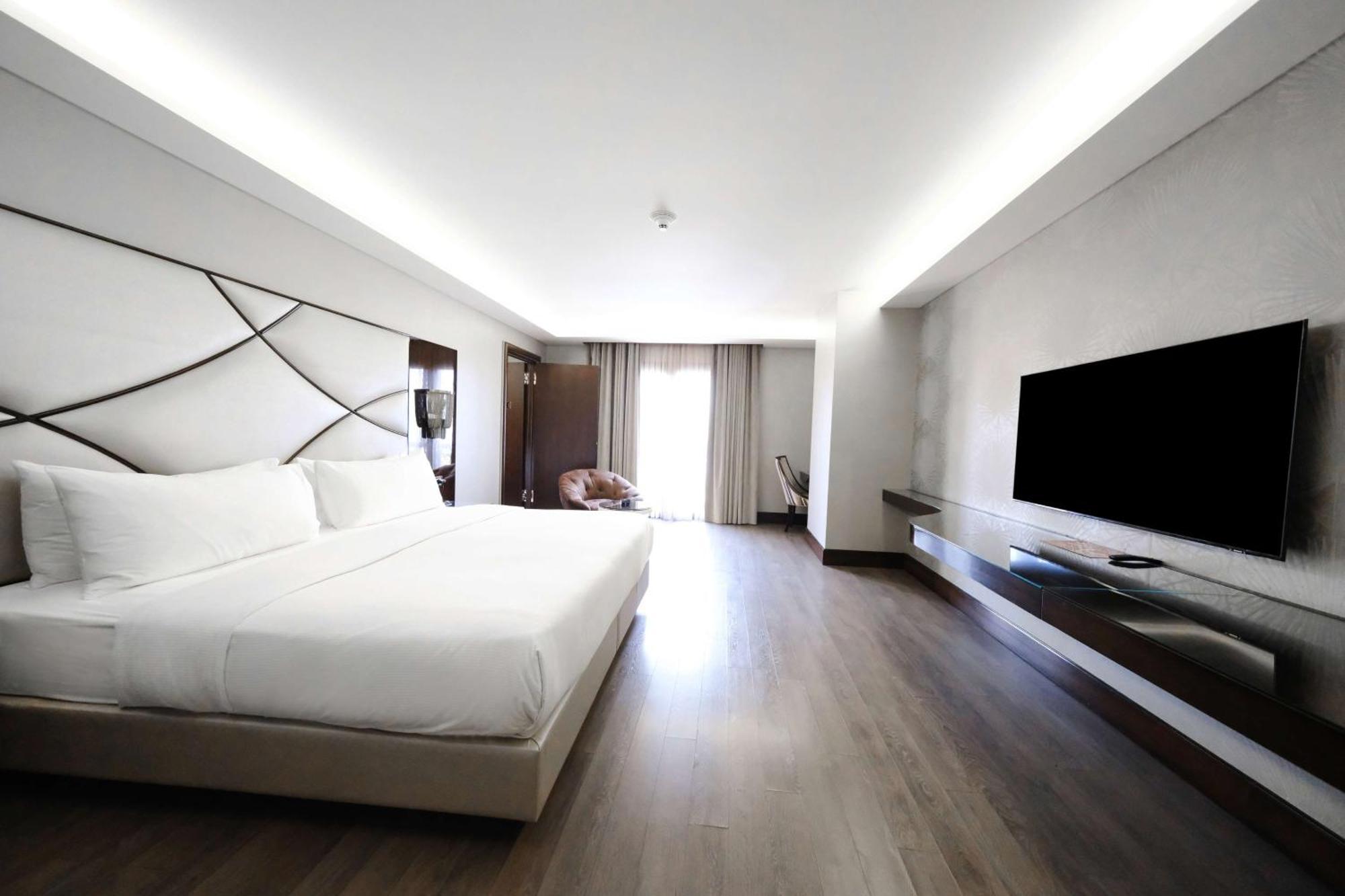 Family Connecting Rooms
