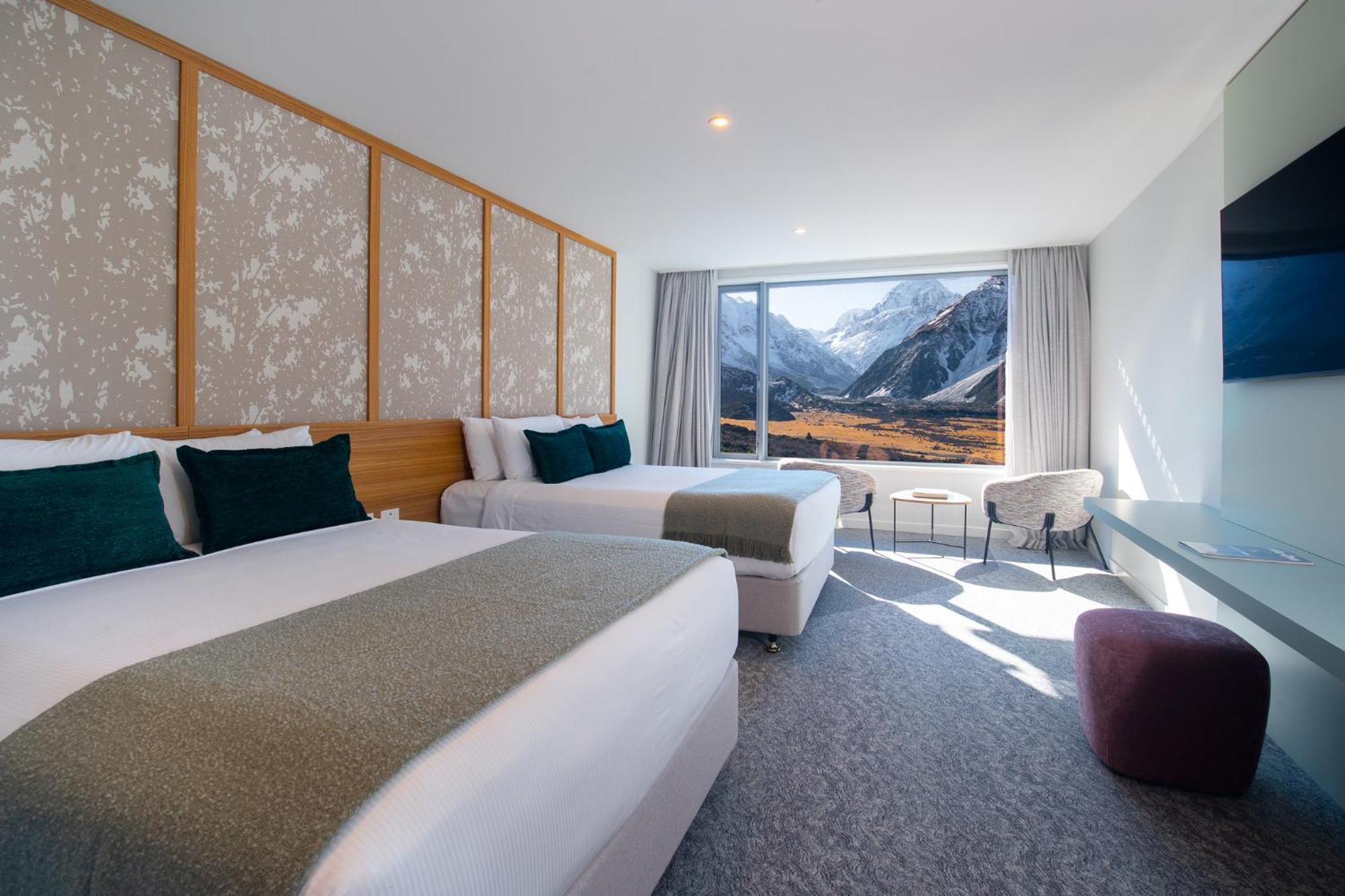 Premium Twin Room with Mountain view