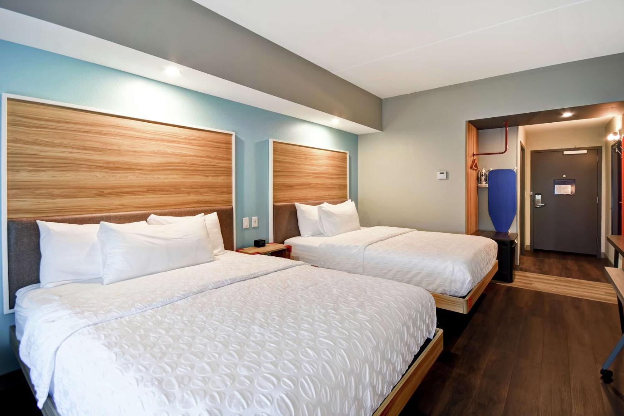 Queen Room with Two Queen Beds