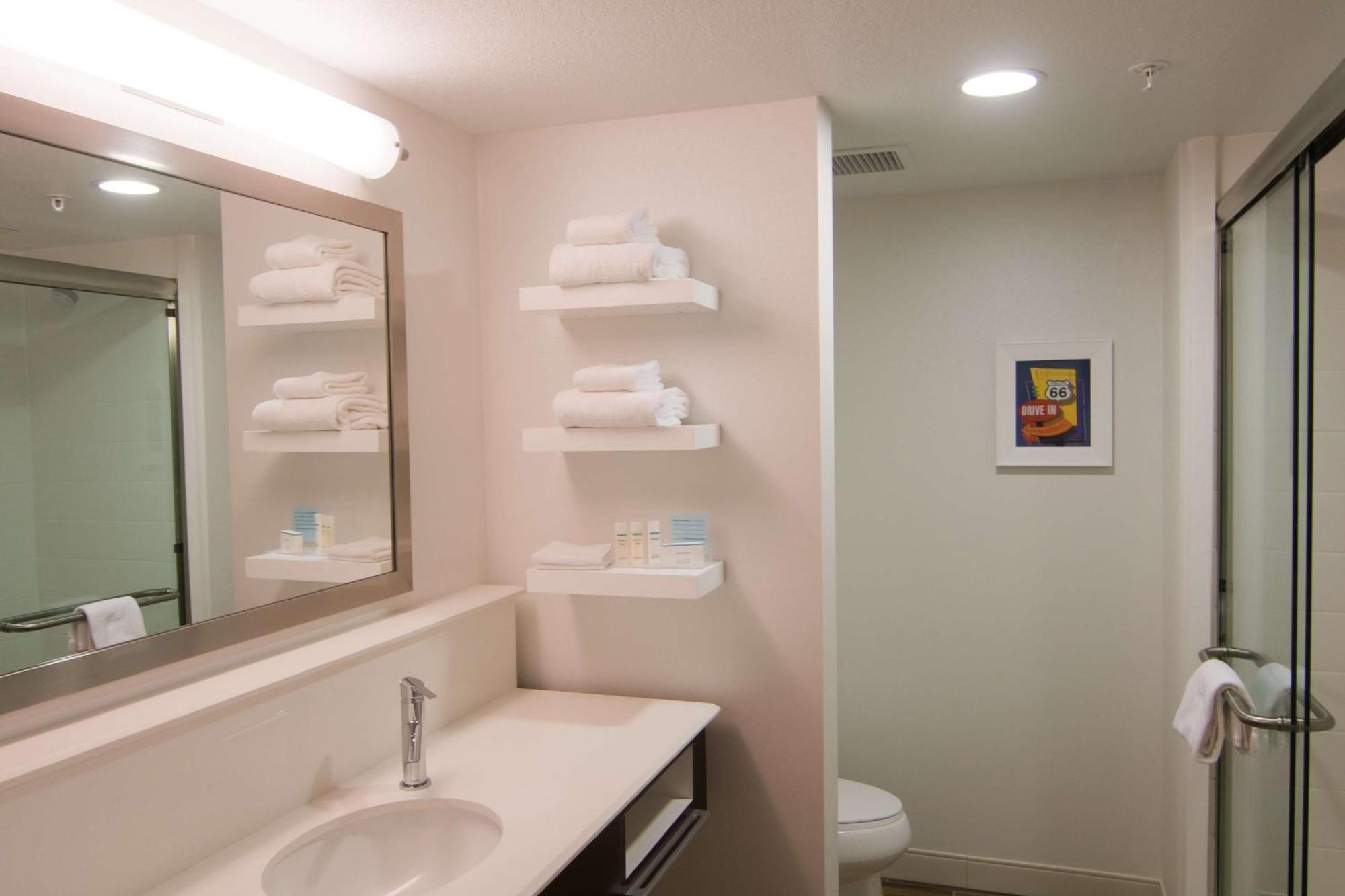 Executive King Room - Non-Smoking