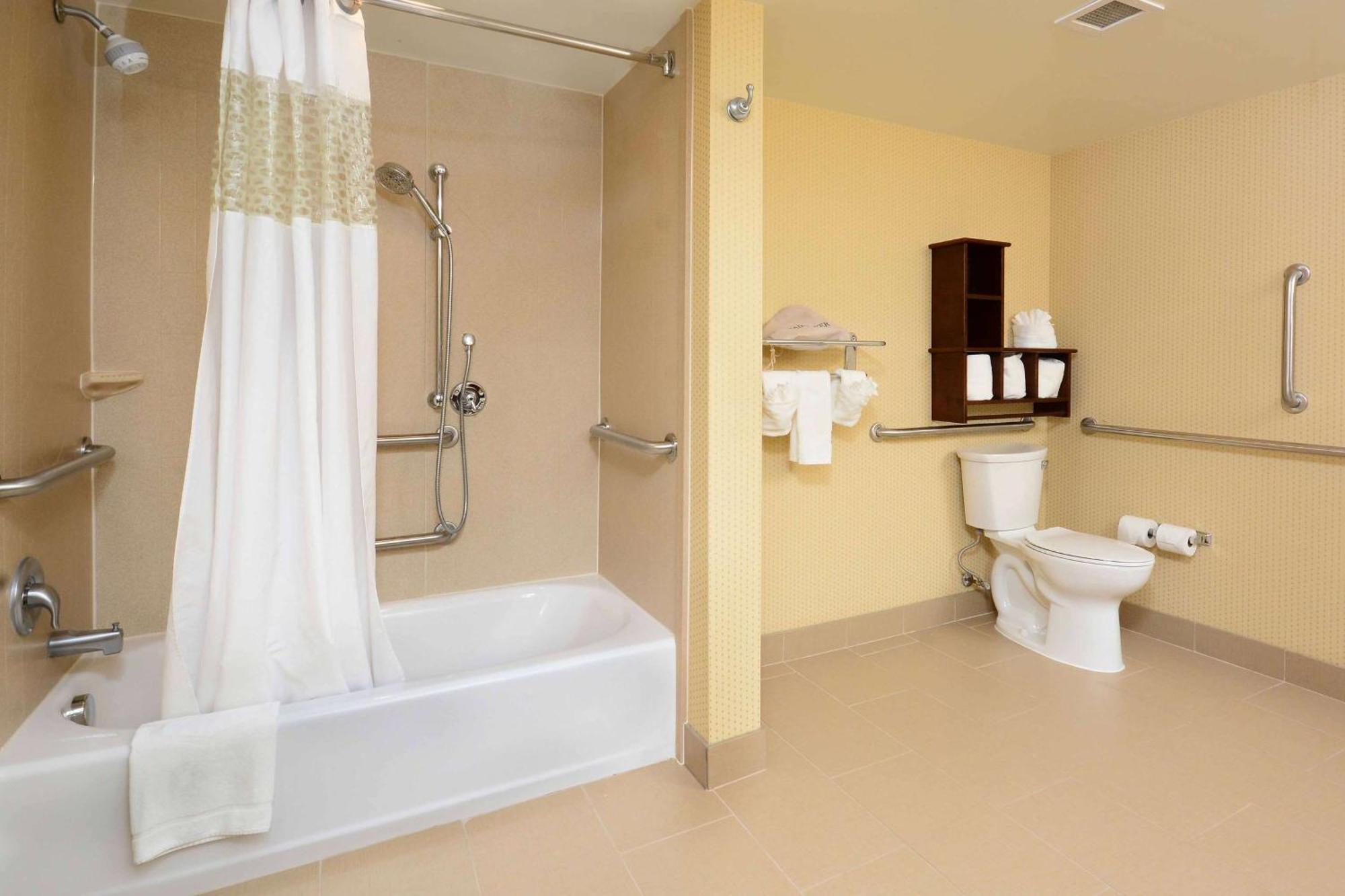 King Room - Mobility Access/Non-Smoking