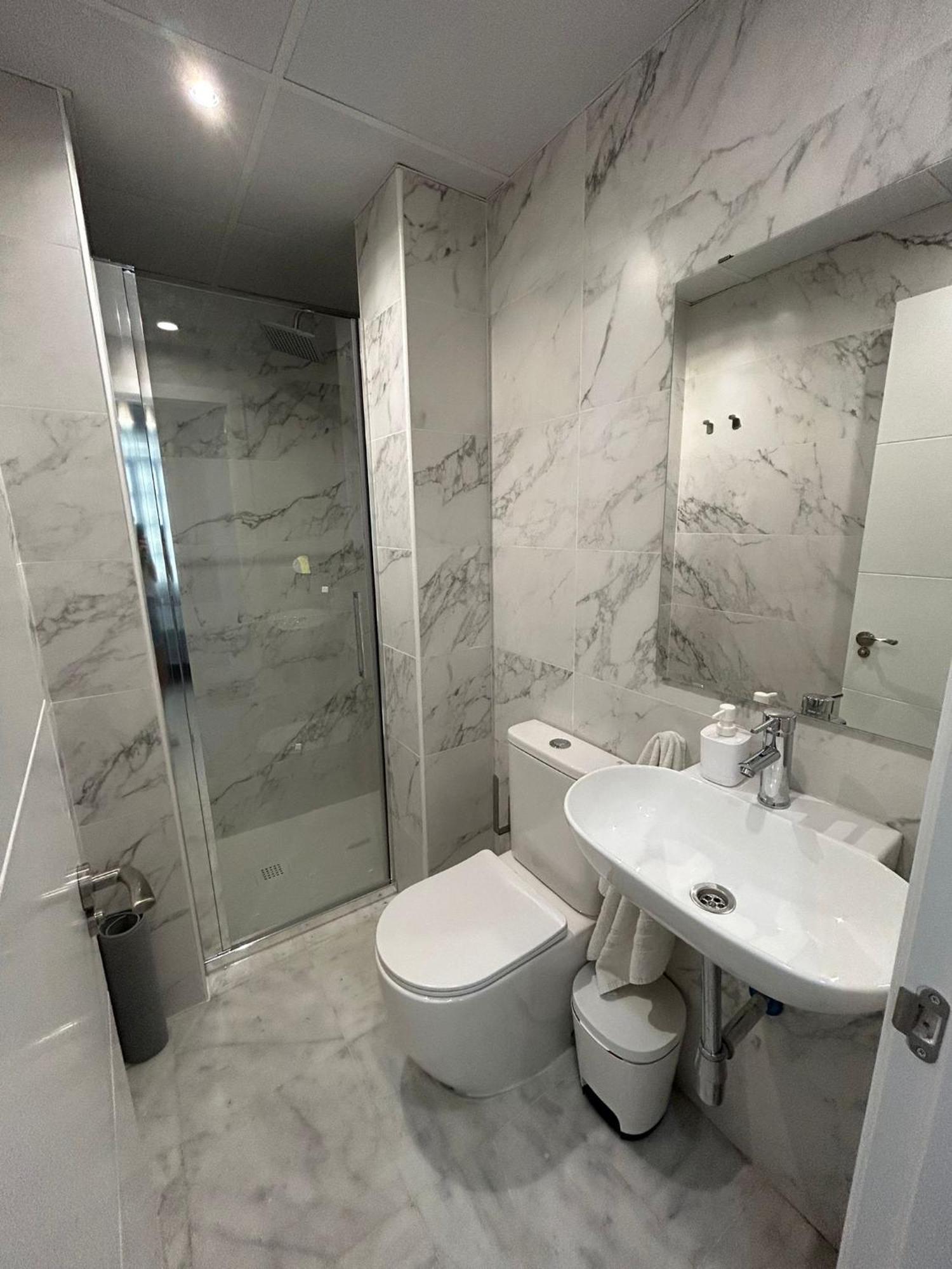 Triple Room with Private Bathroom