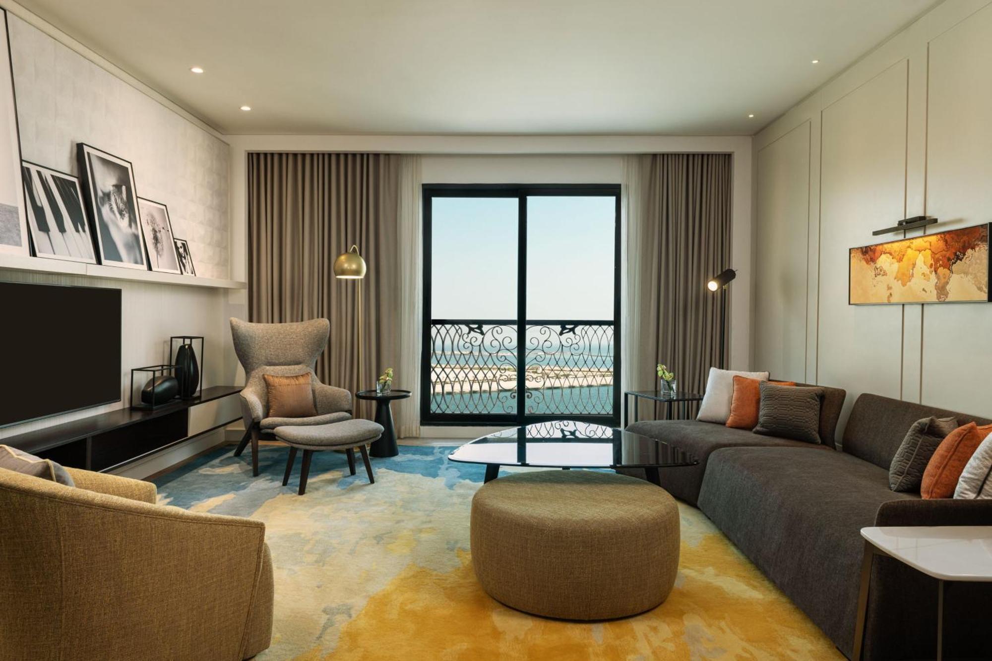 City or Sea View Superior Three Bedroom Apartment