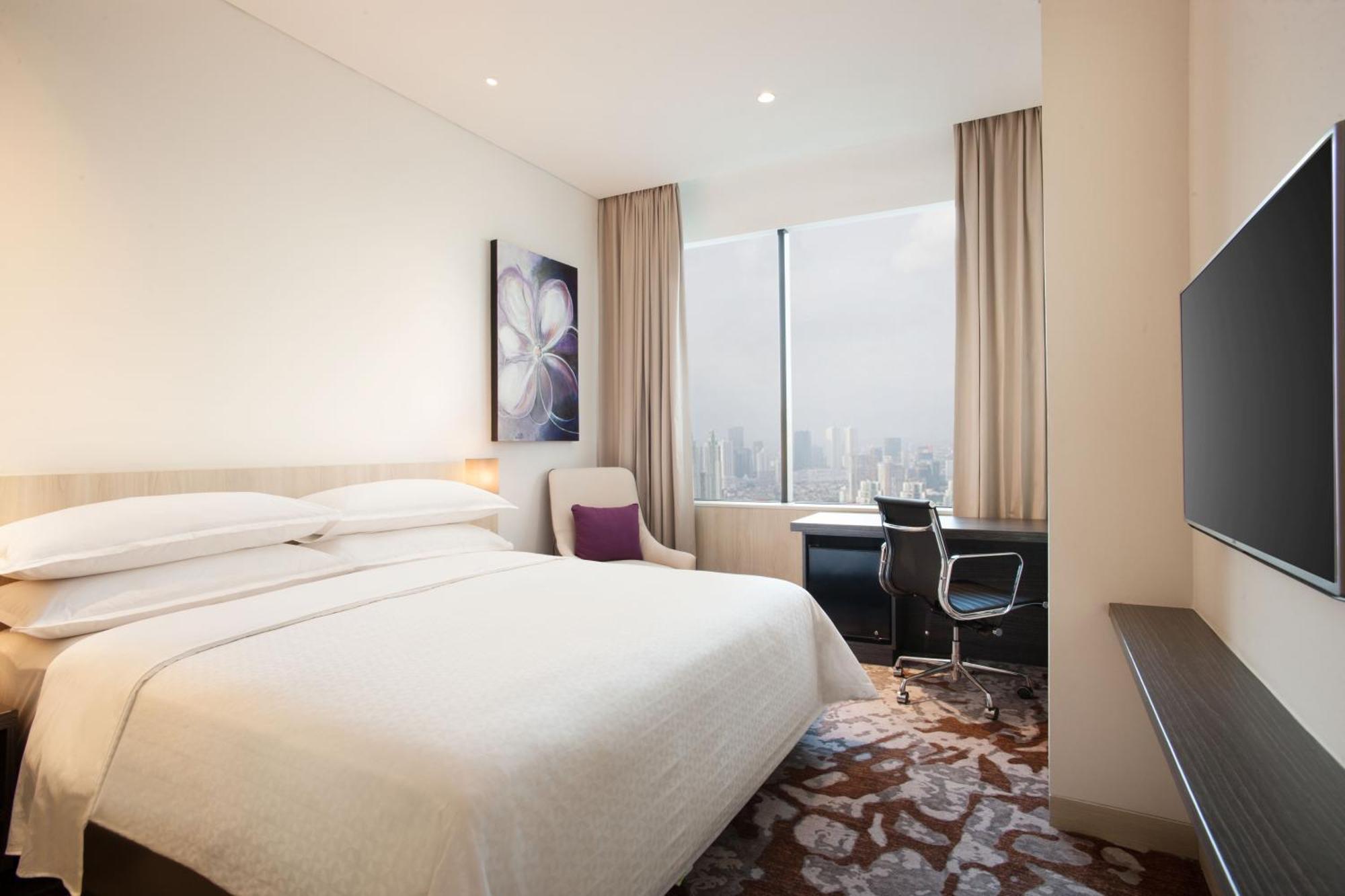 King Room with City View