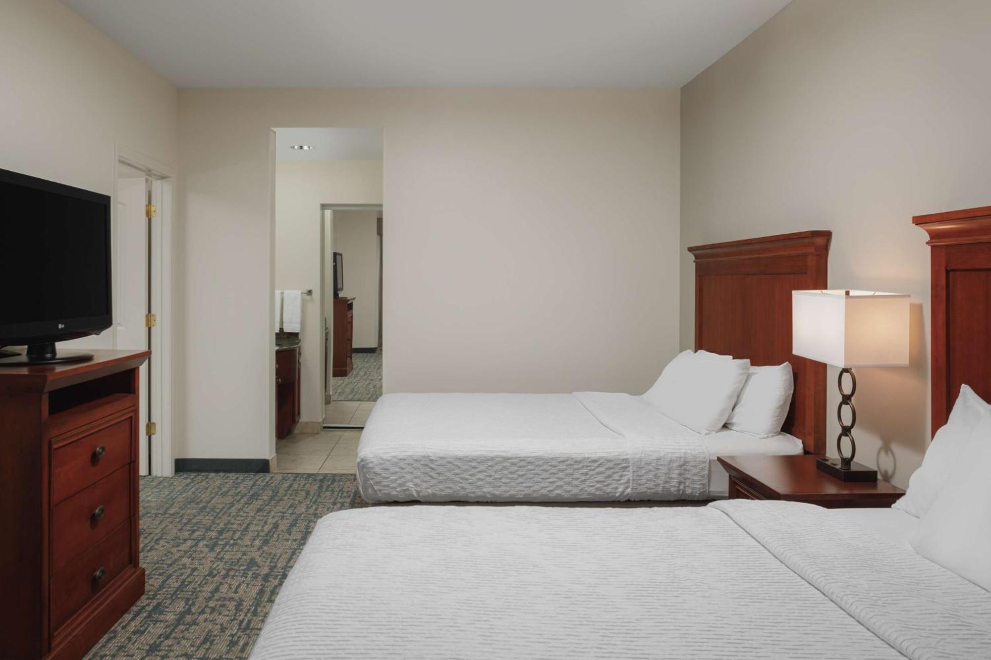 One-Bedroom Suite with Two Queen Beds