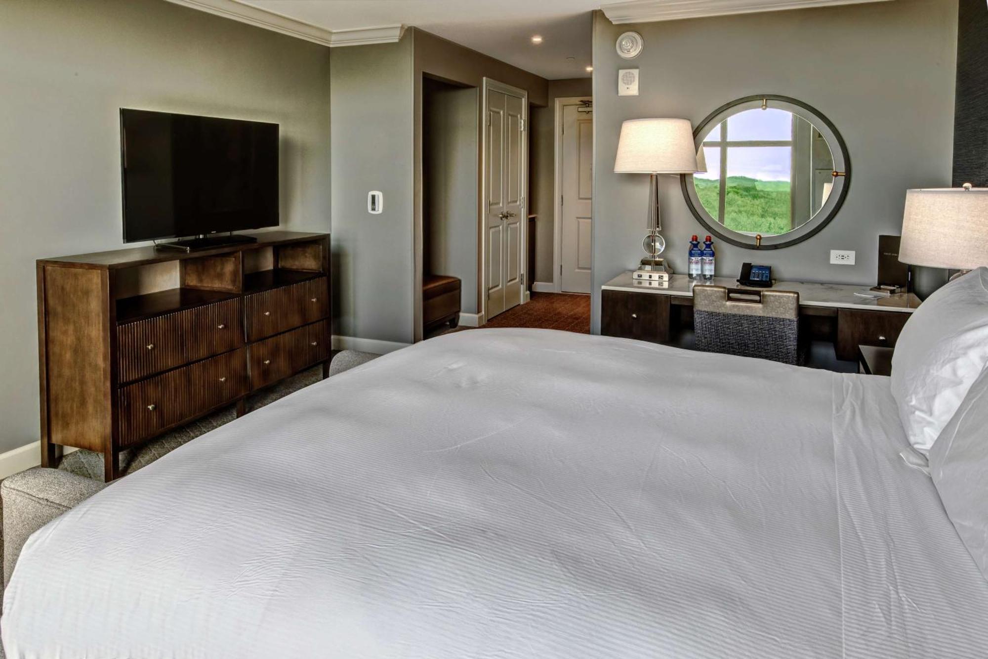 Executive King Room