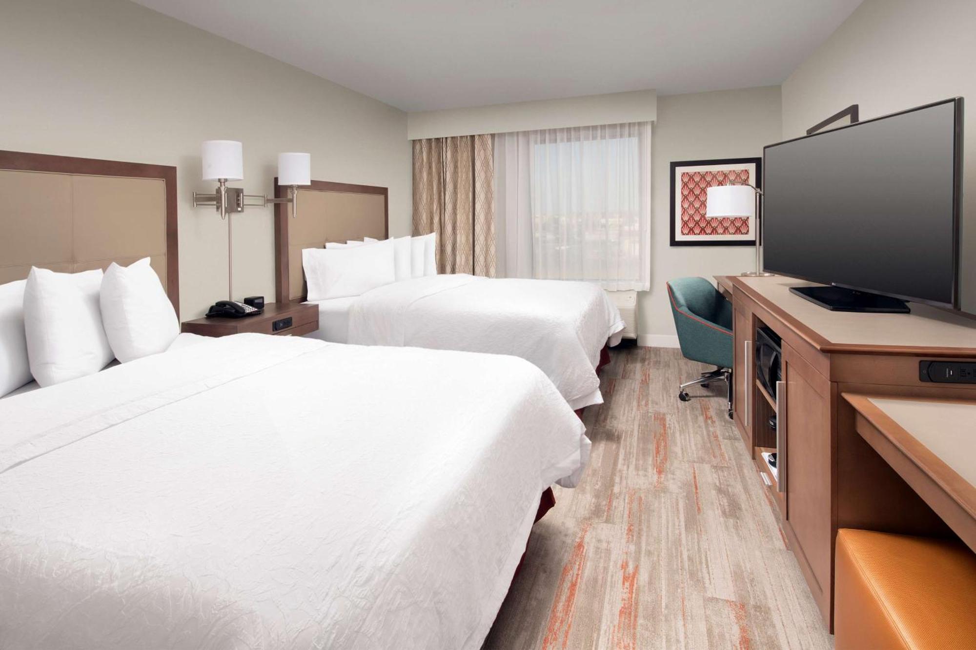 Queen Room with Two Queen Beds - Hearing Access/Non-Smoking