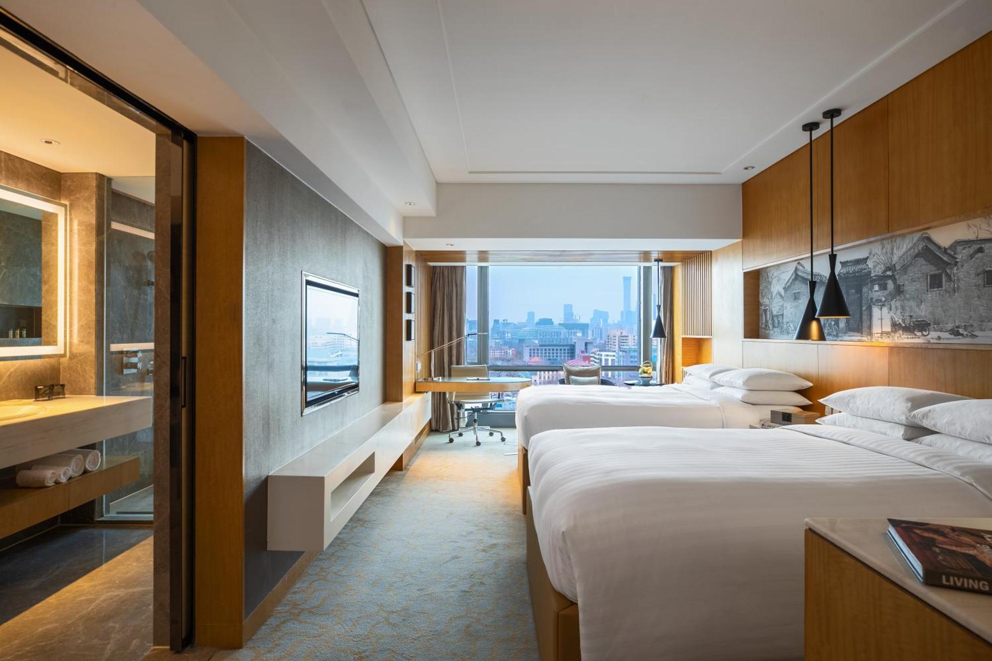 Double Room with Two Double Beds and CBD View on High Floor