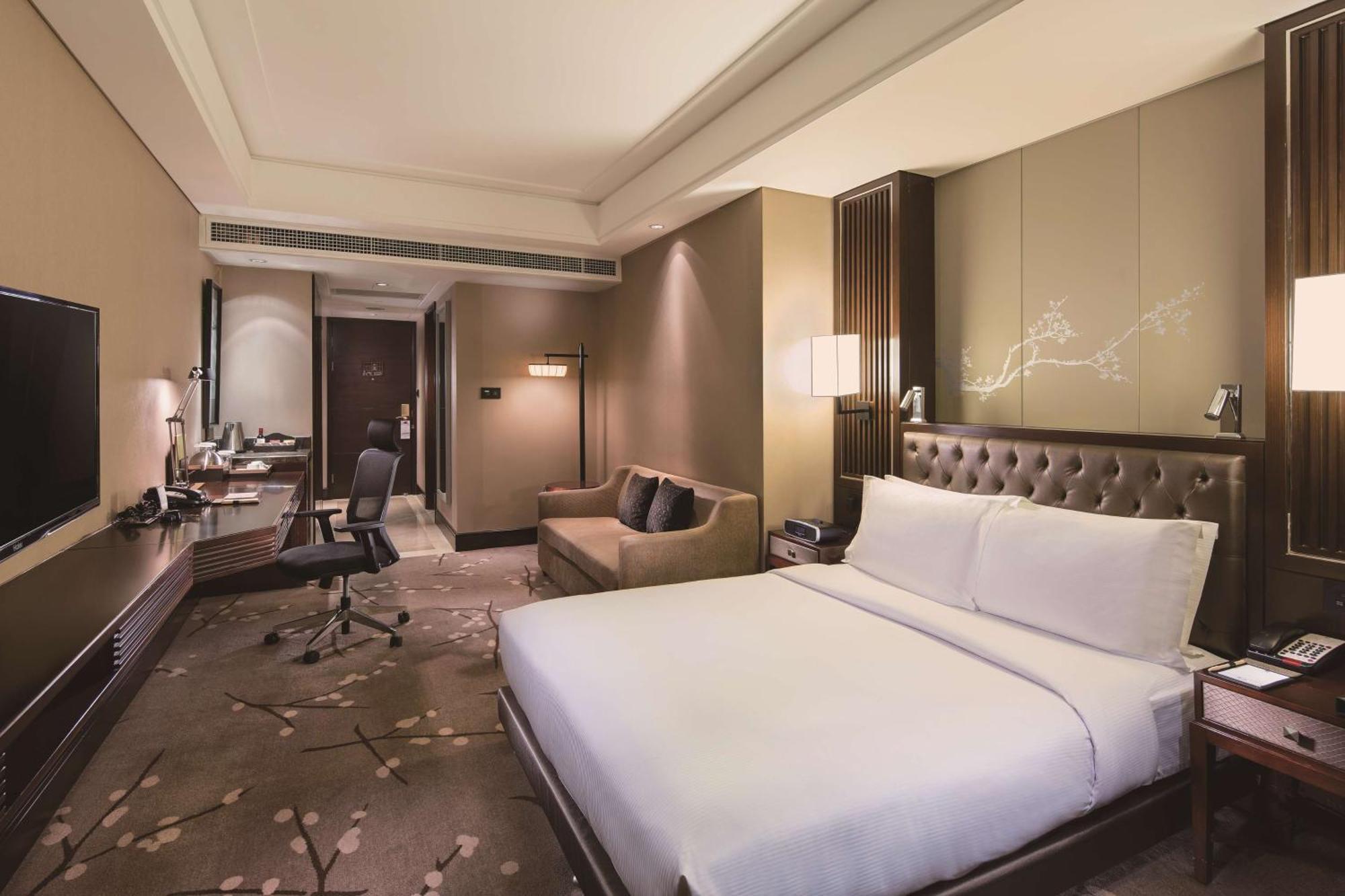 DoubleTree King Room
