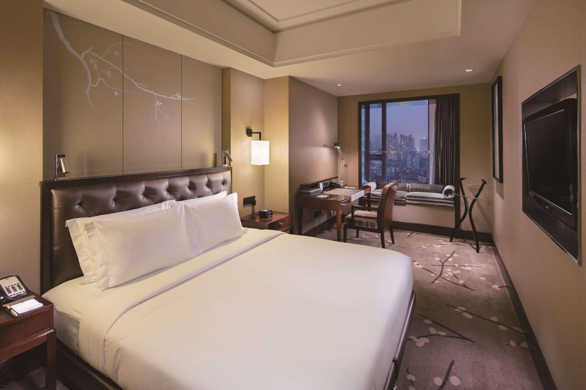 Executive King Suite