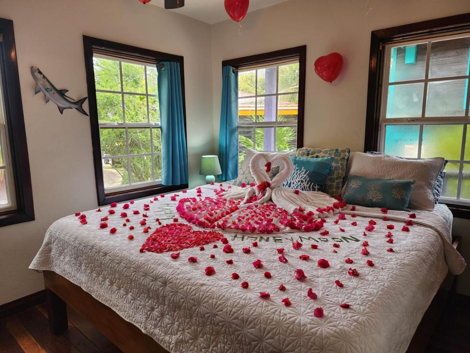 Suite with Lake View