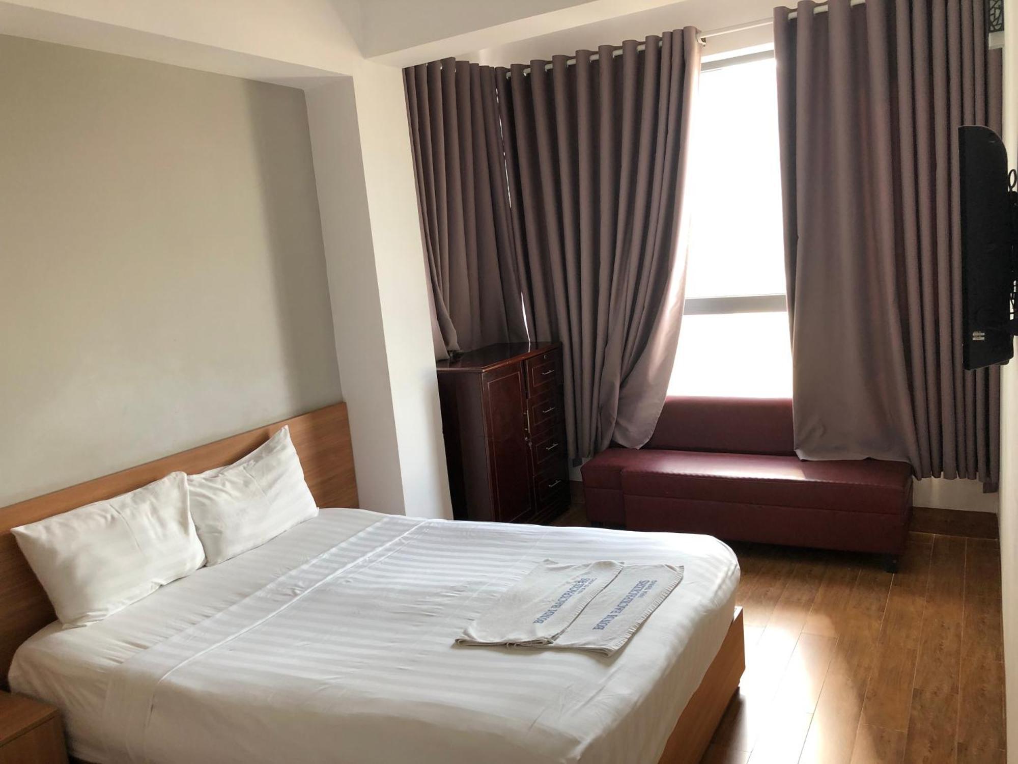 King Room with Mountain View